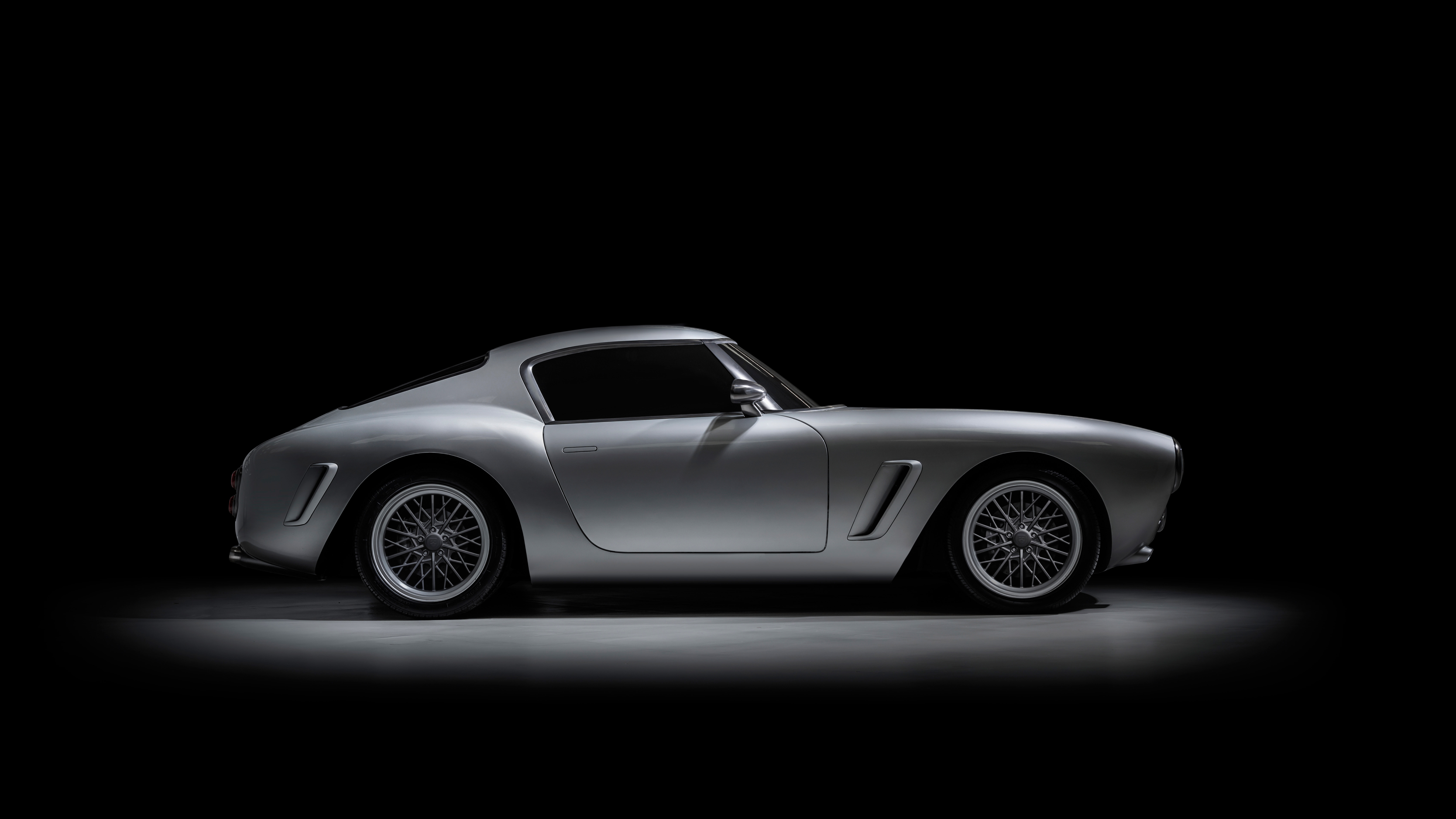 RML Short Wheelbase side