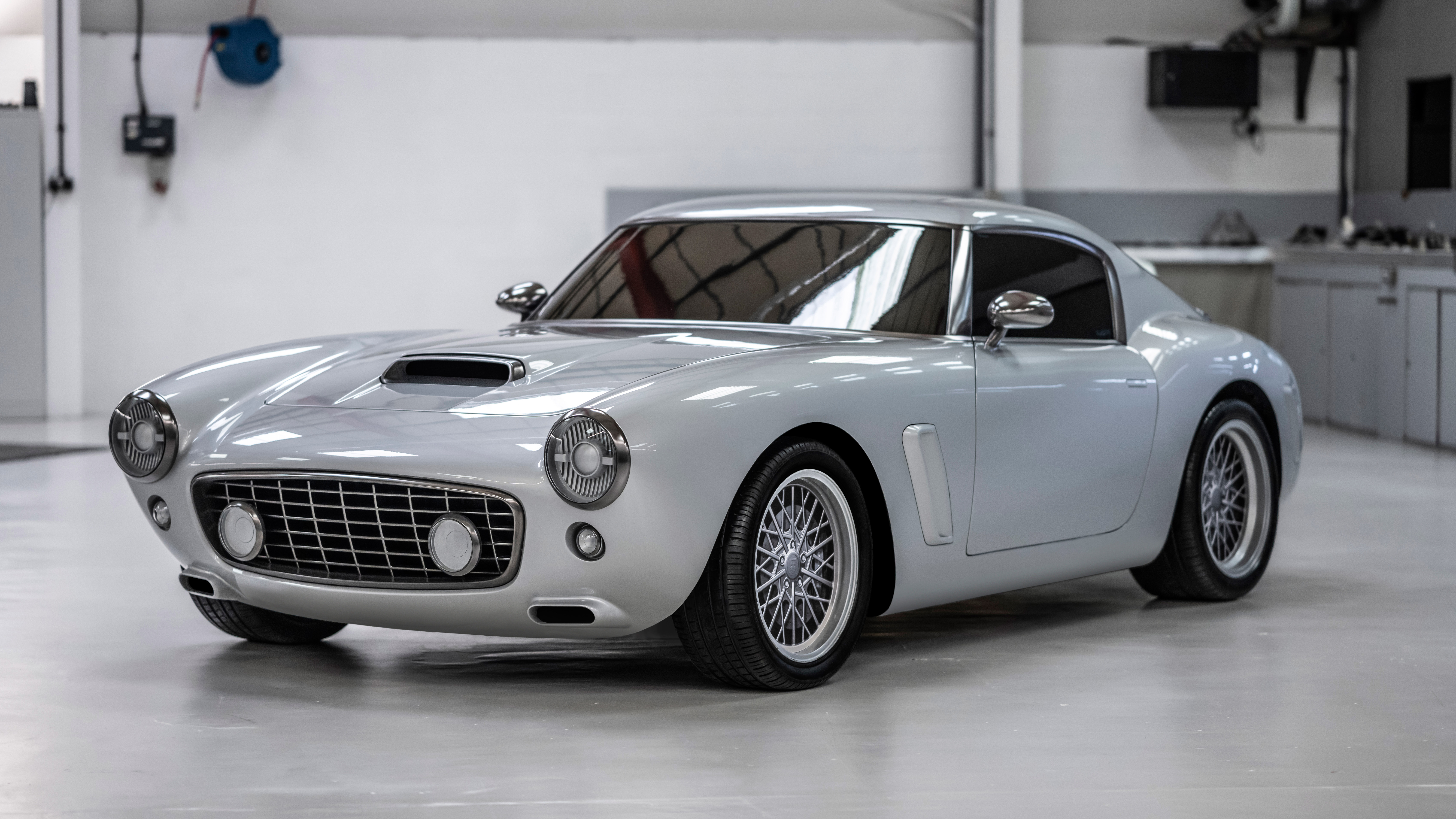 RML Short Wheelbase front quarter render