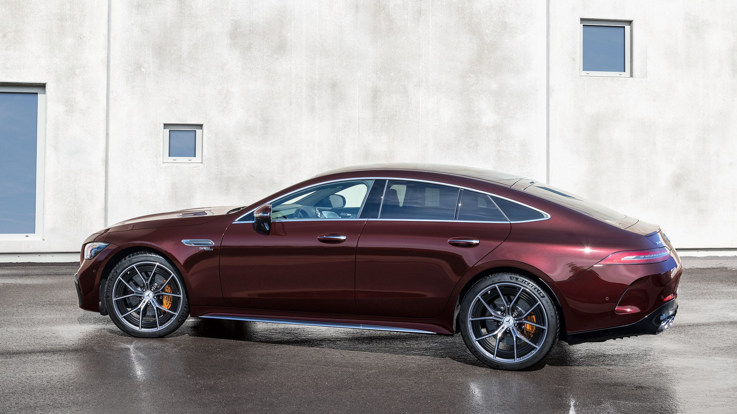 Mercedes-AMG GT53 MY22 – side