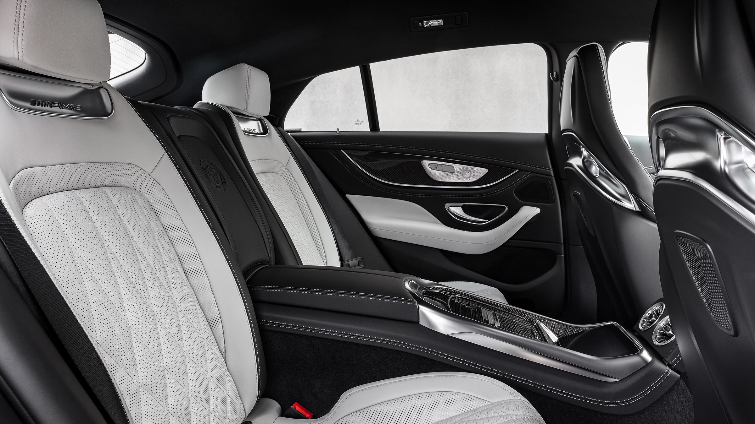 Mercedes-AMG GT53 MY22 – back seatsMercedes-AMG GT53 MY22 – 