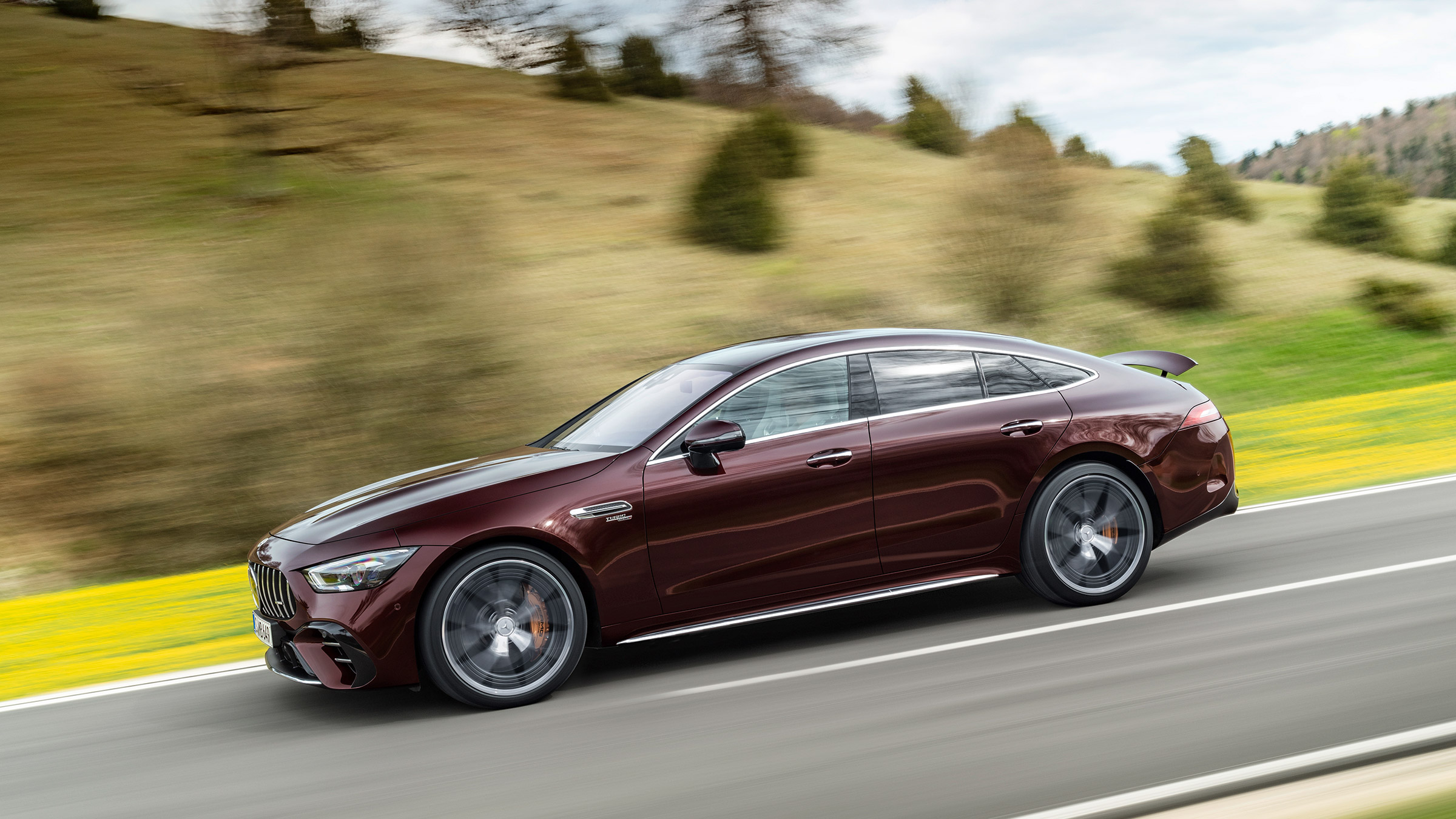Mercedes-AMG GT53 MY22 – side pan