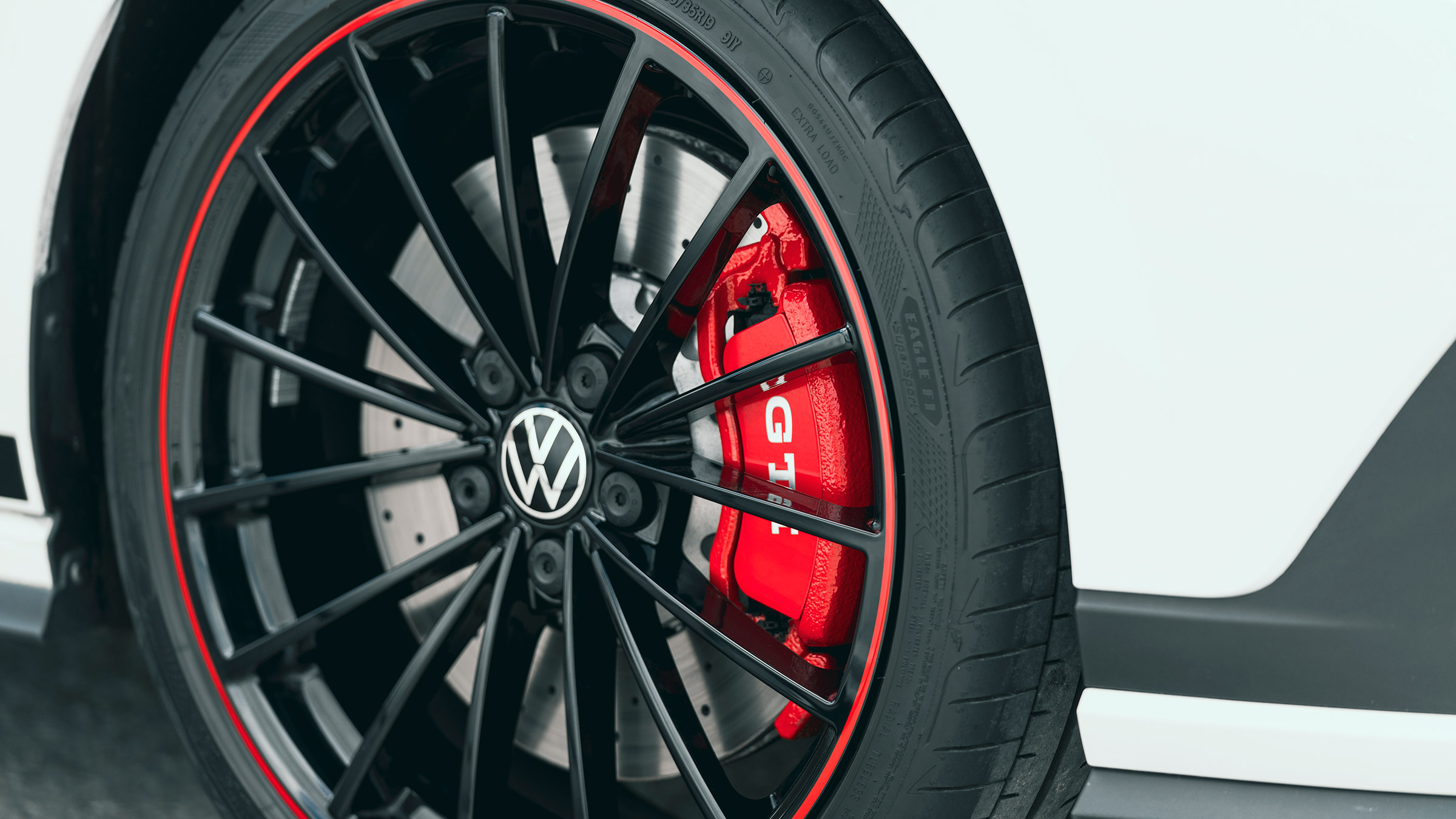 Volkswagen Golf GTI Clubsport 45 – wheels