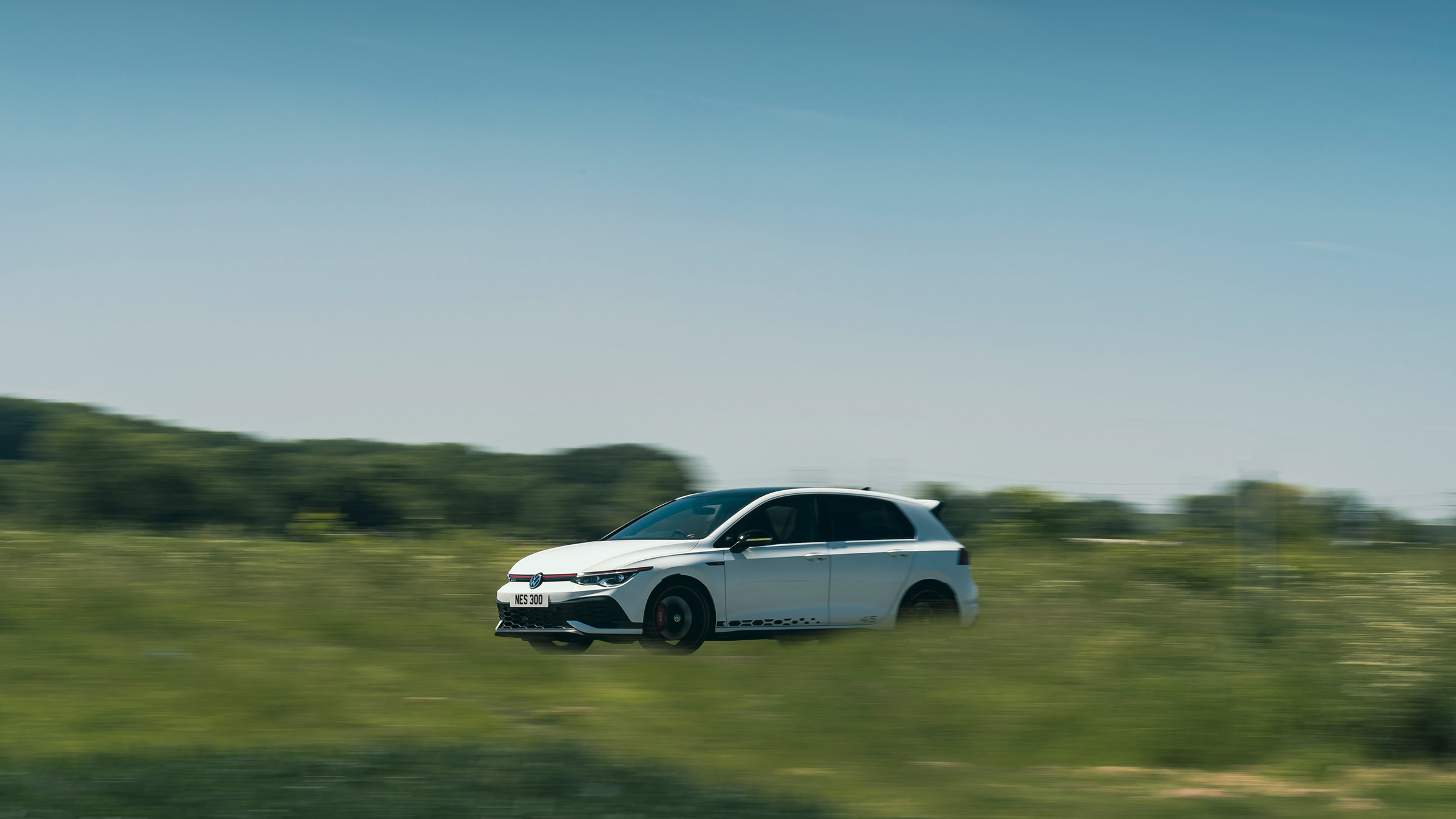 Volkswagen Golf GTI Clubsport 45 – front pan