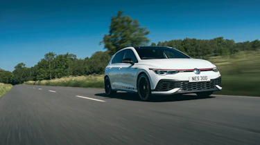 Volkswagen Golf GTI Clubsport 45 – front tracking 2