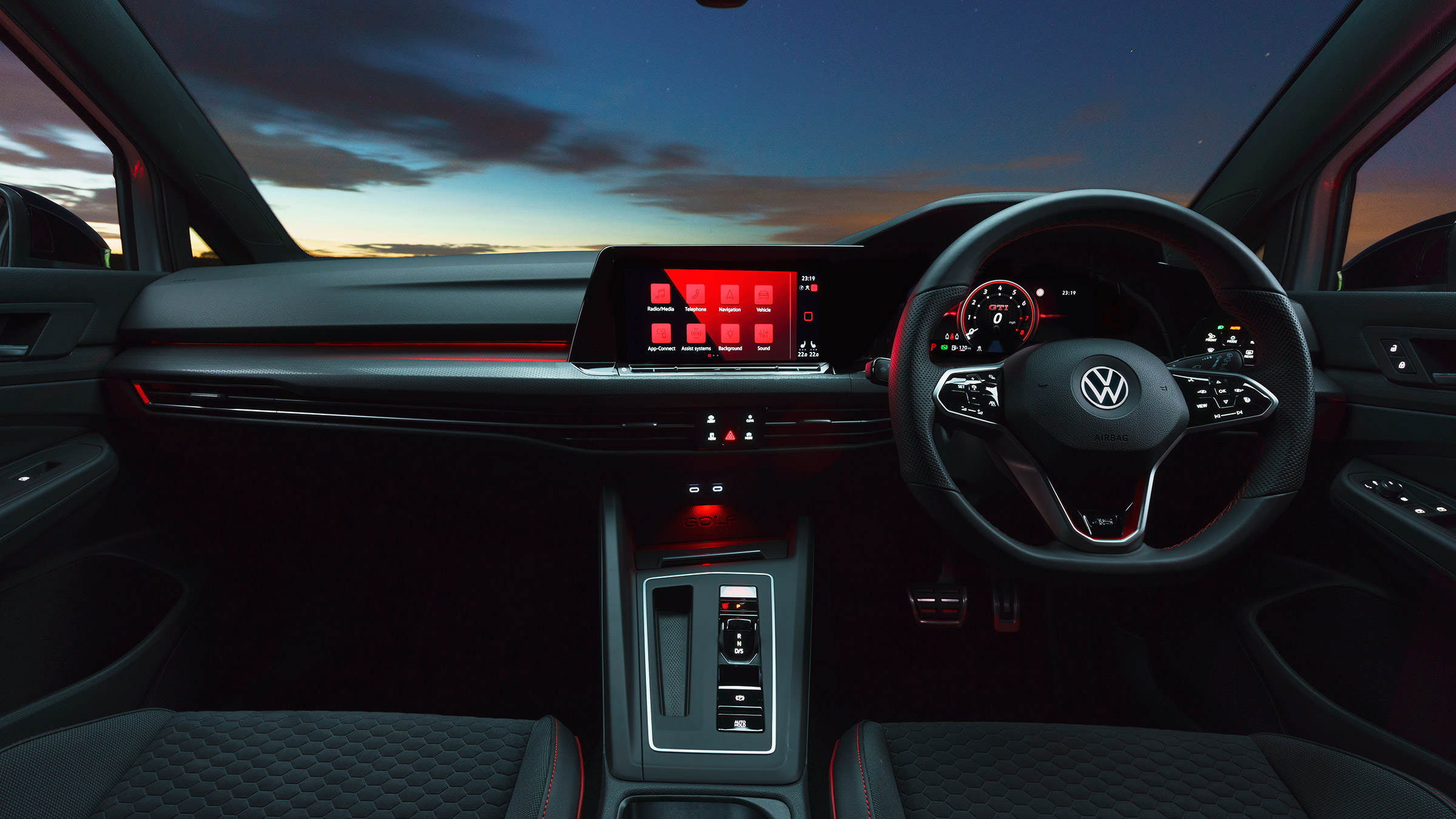 Volkswagen Golf GTI Clubsport 45 – cabin