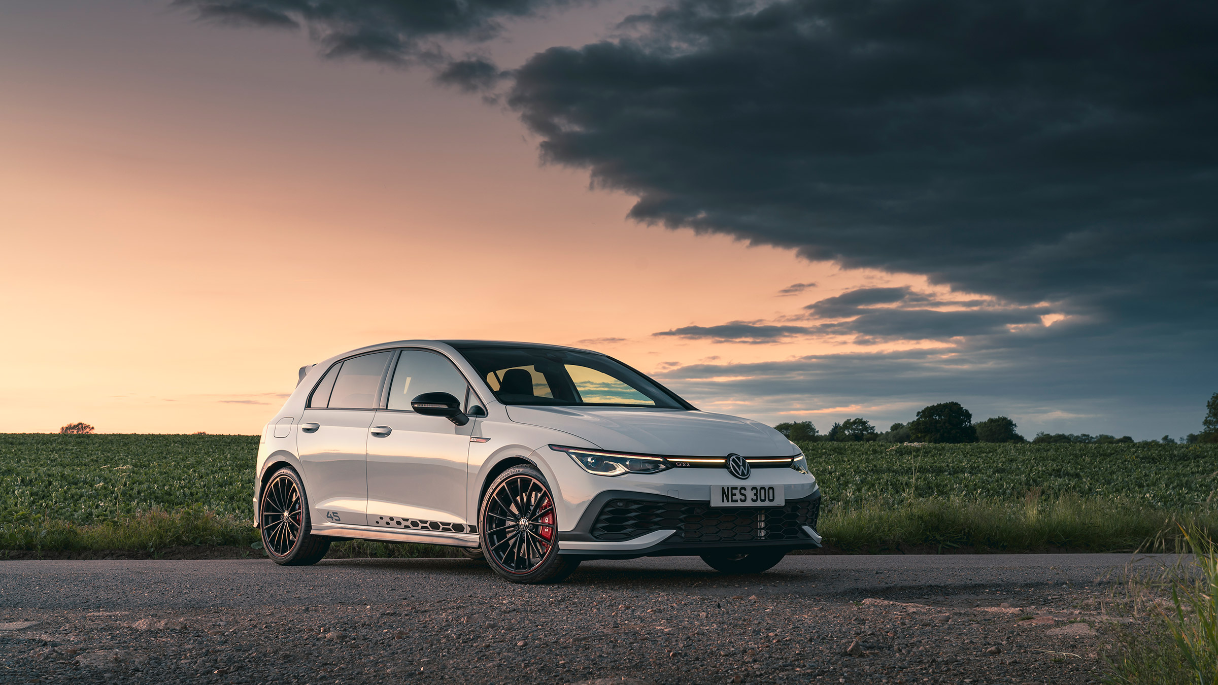 Volkswagen Golf GTI Clubsport 45 – static front