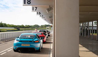 evo Trackdays 2021 – queue