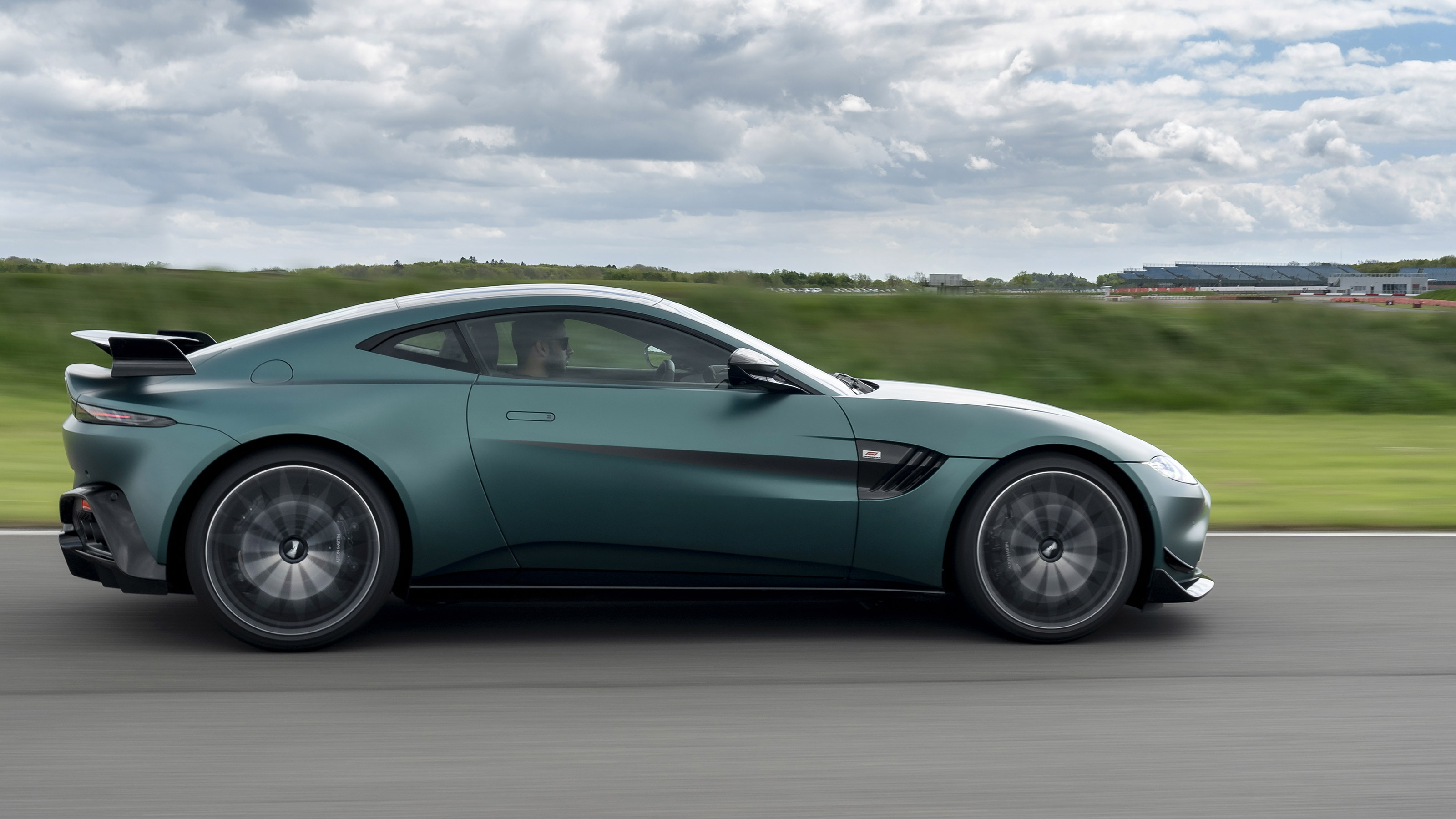 Aston Martin Vantage F1 Edition review