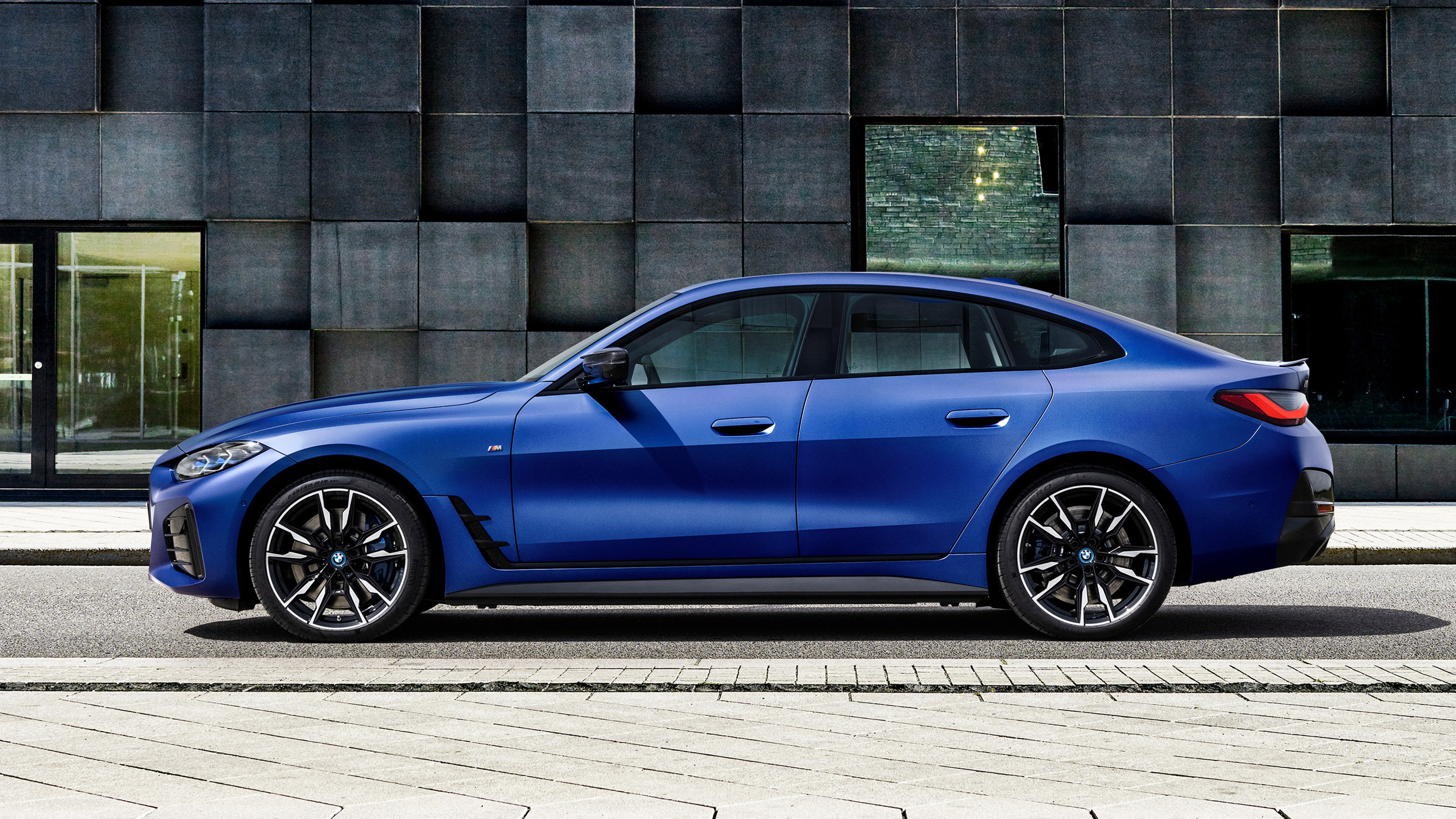 BMW i4 M50