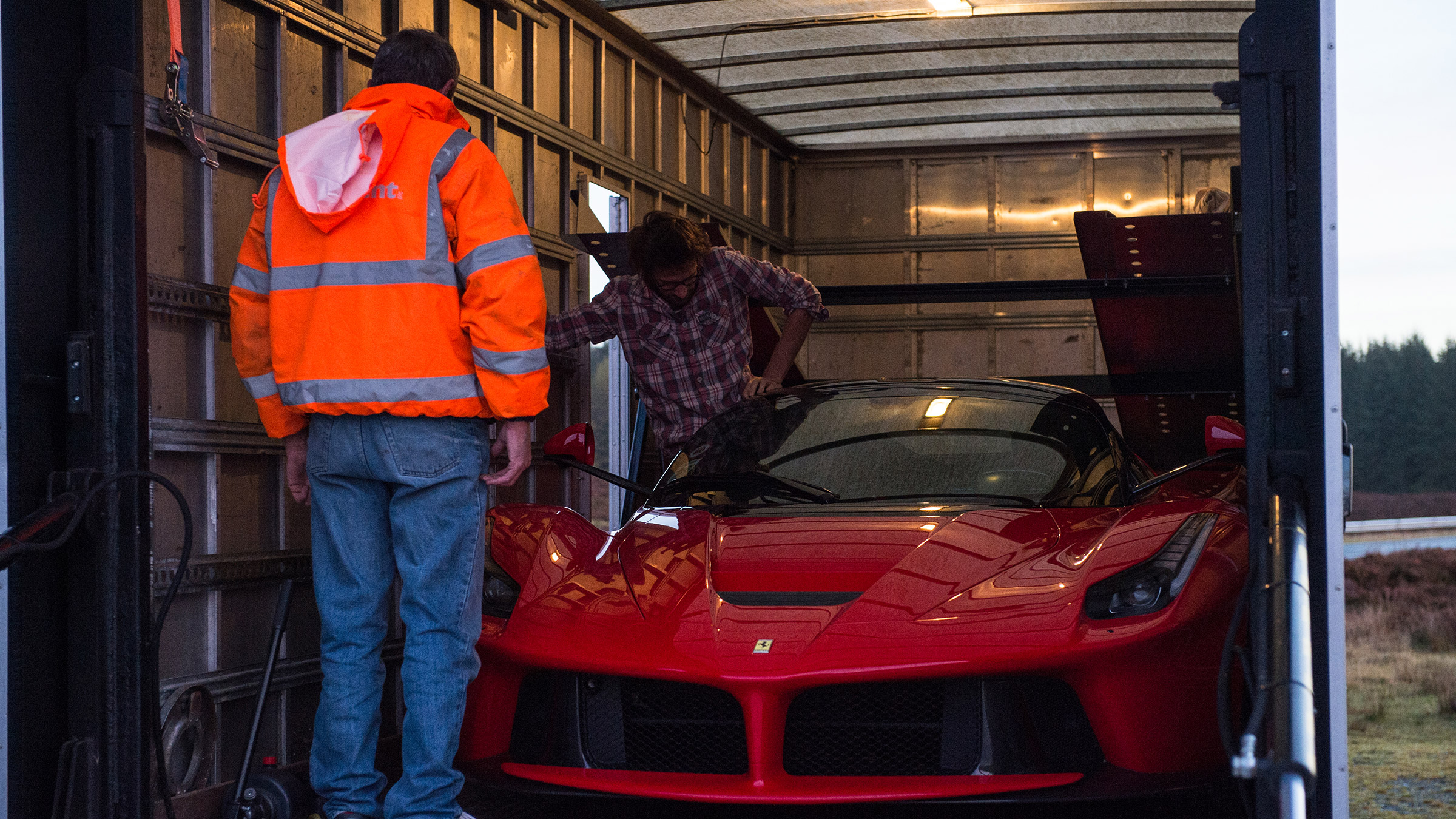 evo archive – LaFerrari truck extraction – Henry squeezing in