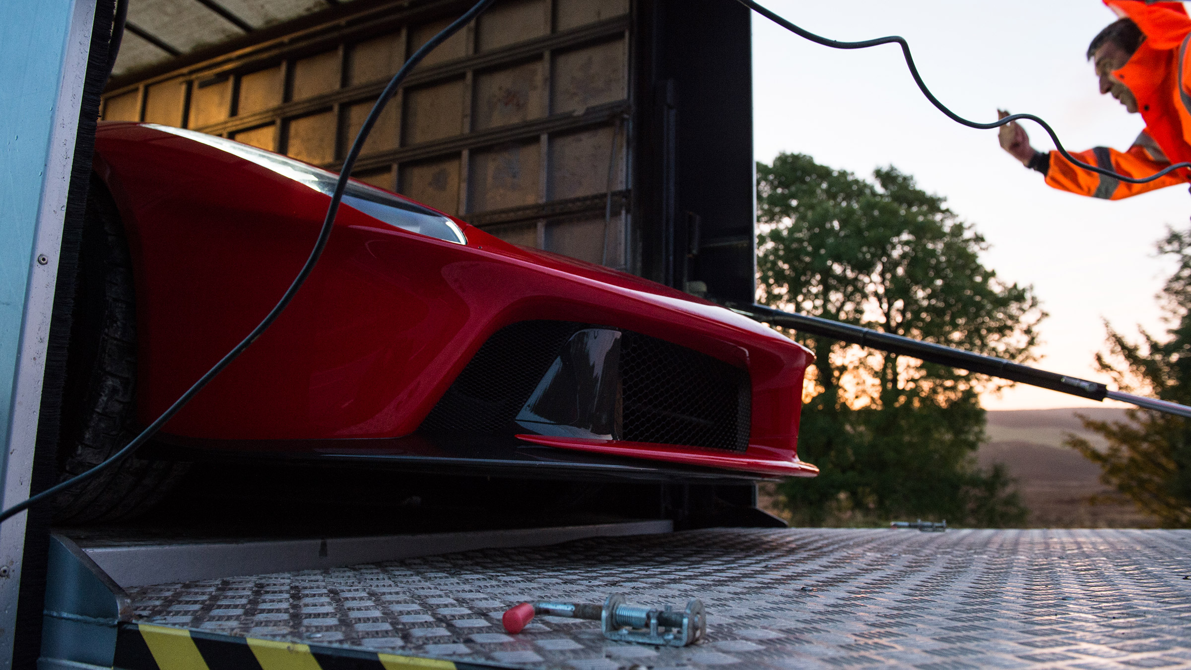 evo archive – LaFerrari truck extraction – creeping out now