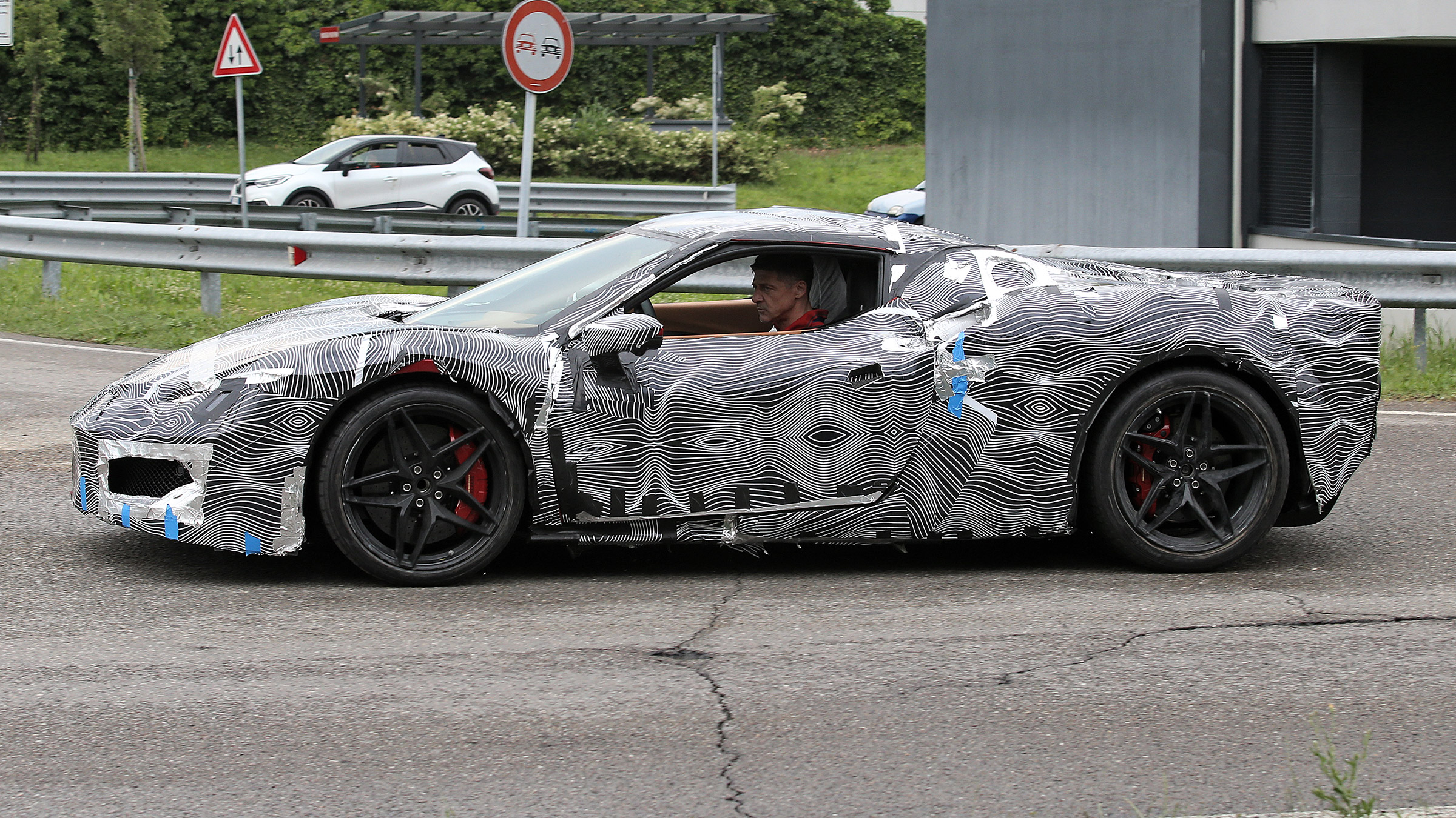 Ferrari F171 spy 2021 – profile