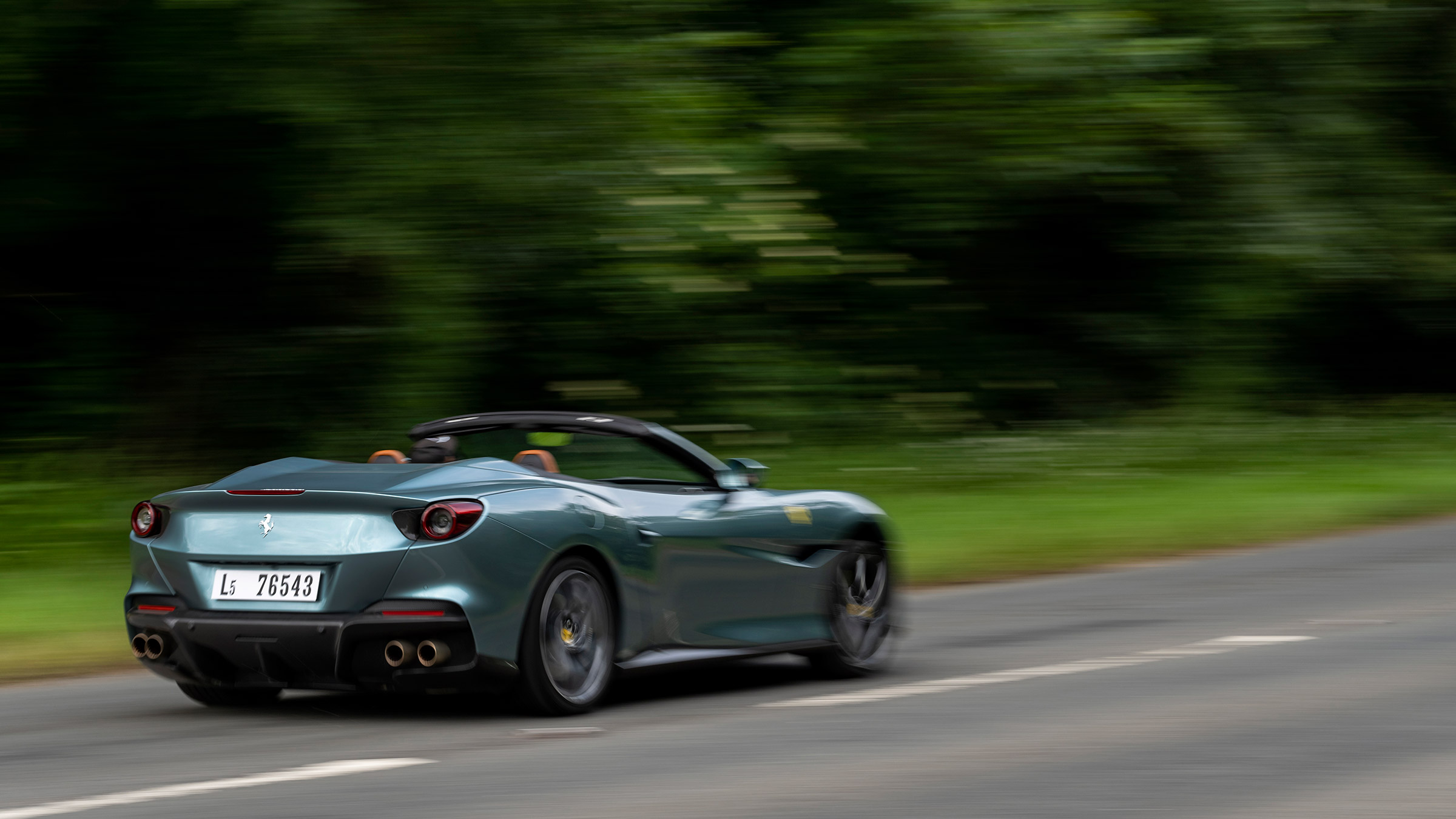 Ferrari Portofino M – rear pan