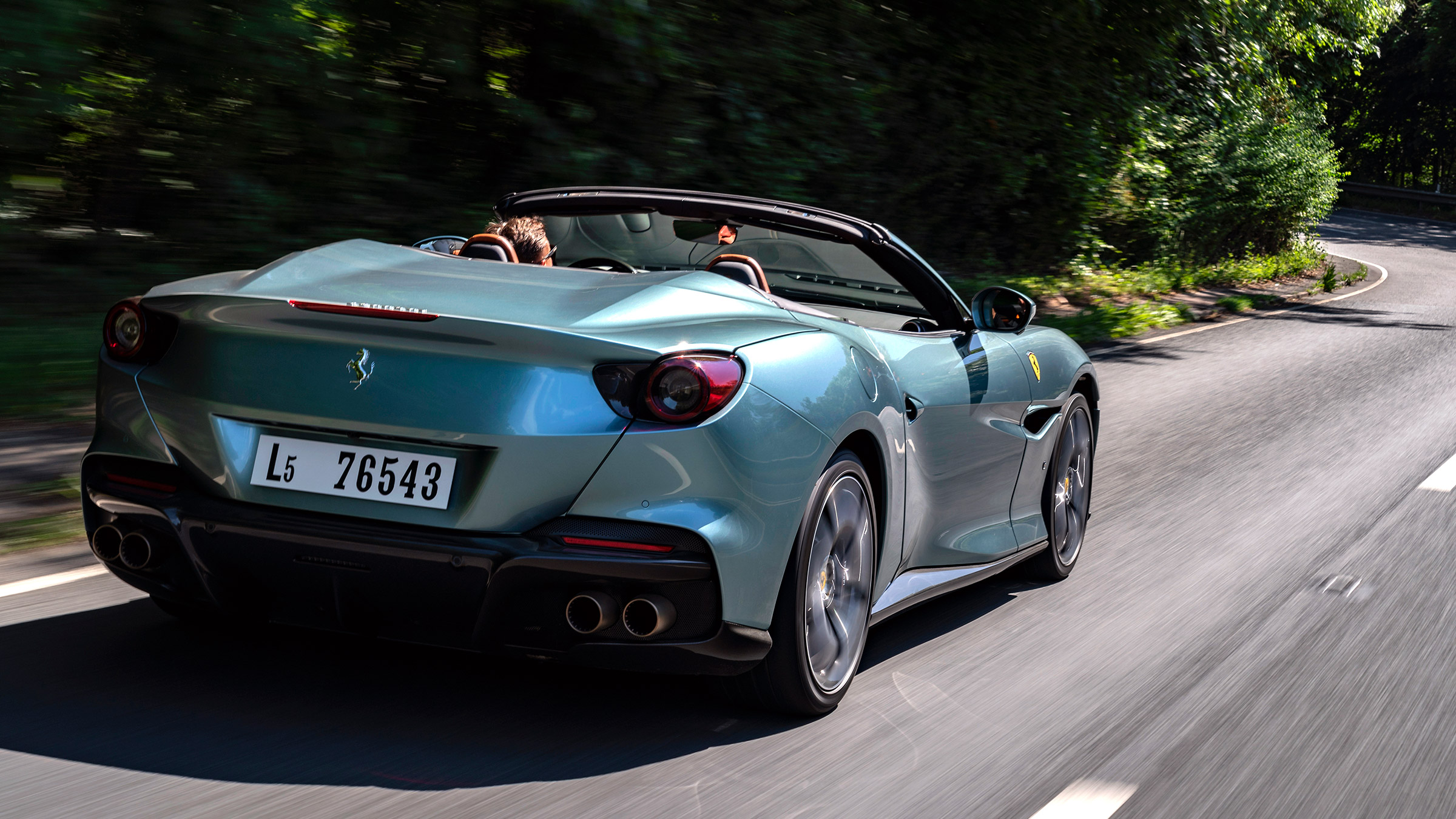 Ferrari Portofino M – rear tracking