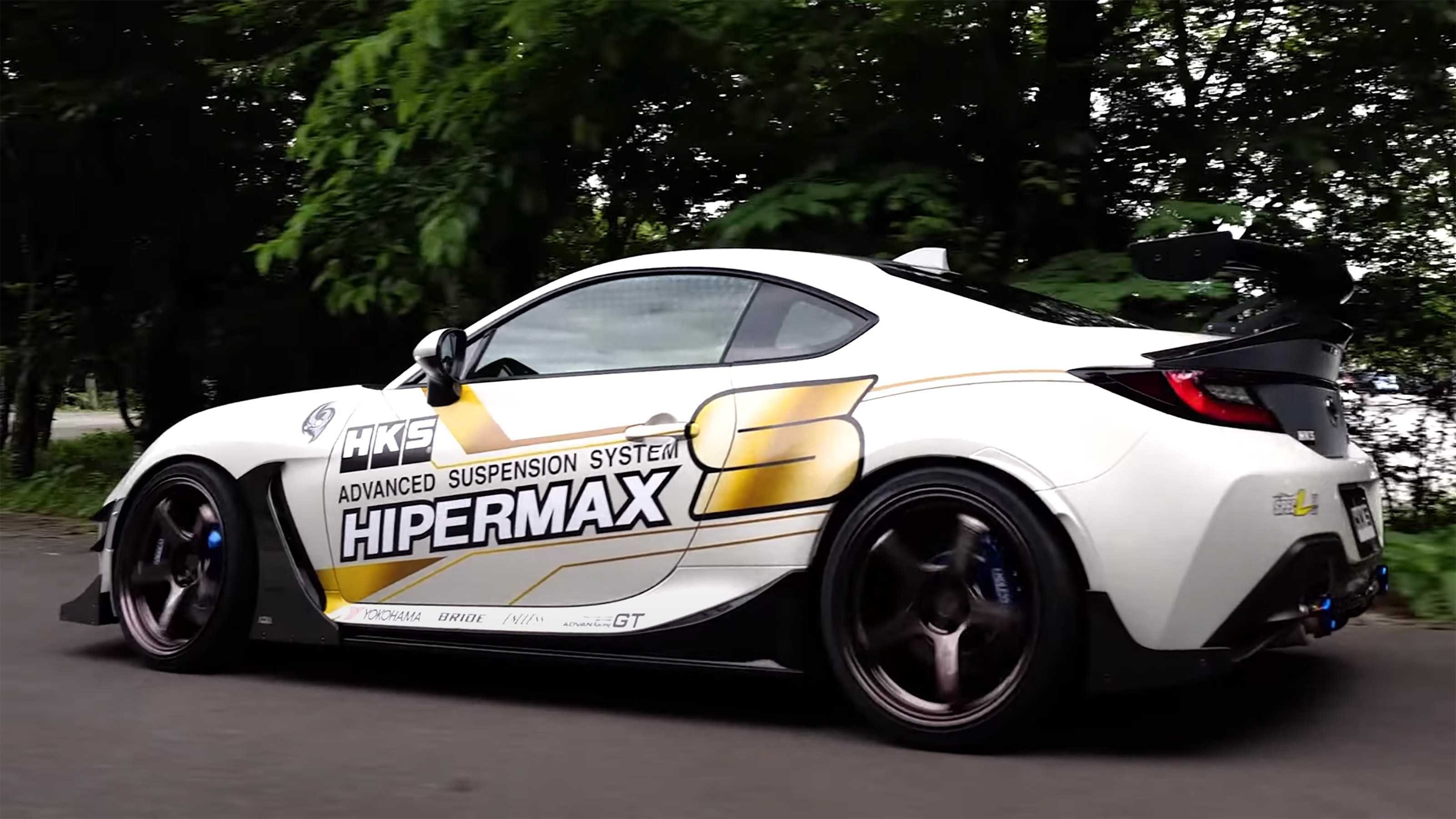 HKS Toyota GR 86