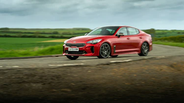 Kia Stinger GT-S MY21 – front cornering