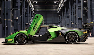 Lamborghini SCV12
