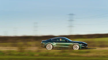 Ford Mustang Steve McQueen Bullitt Edition – pan