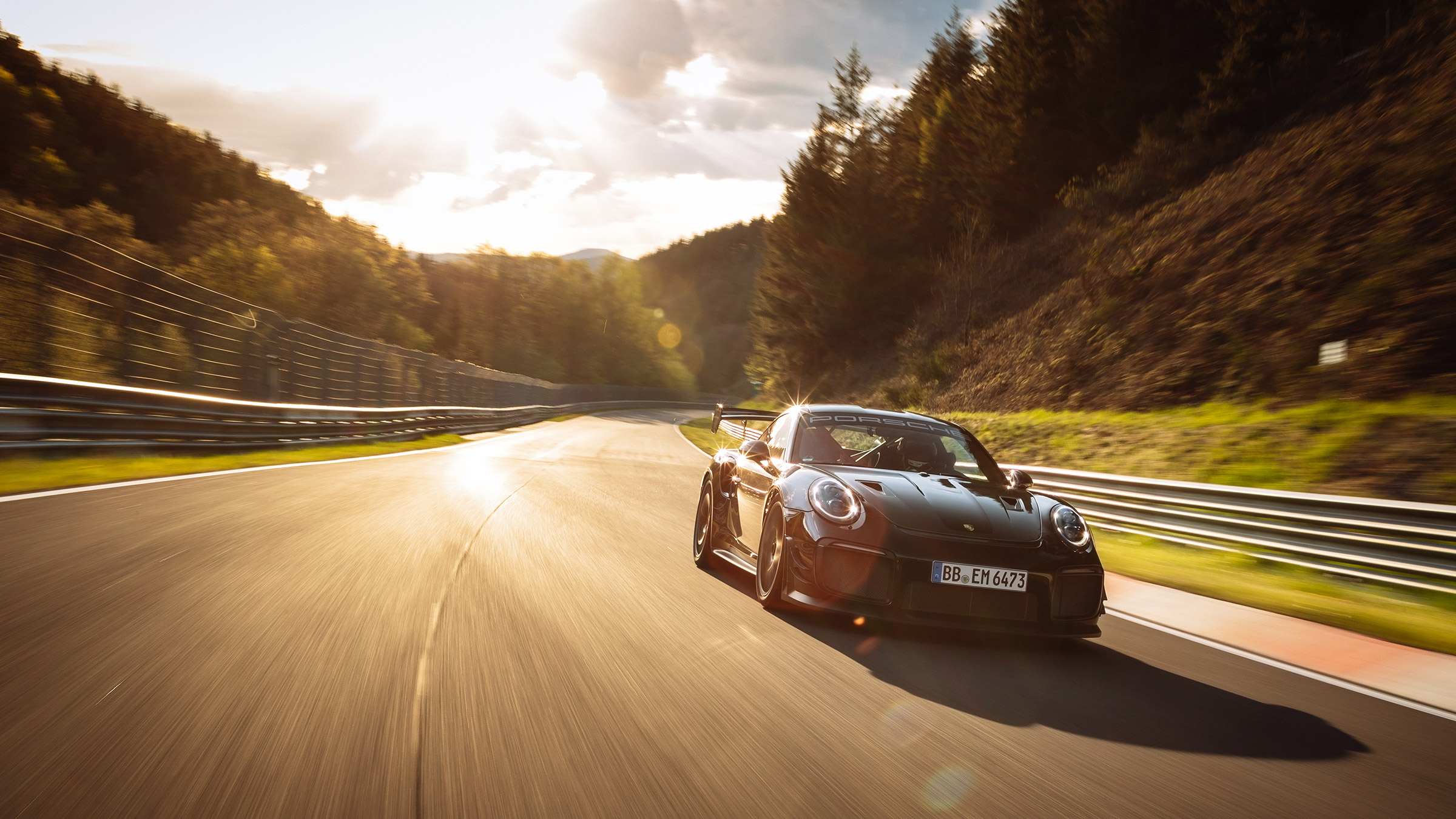 Manthey Racing 911 GT2 RS – tracking