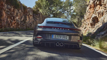 Porsche 911 GT3 Touring – rear tracking close