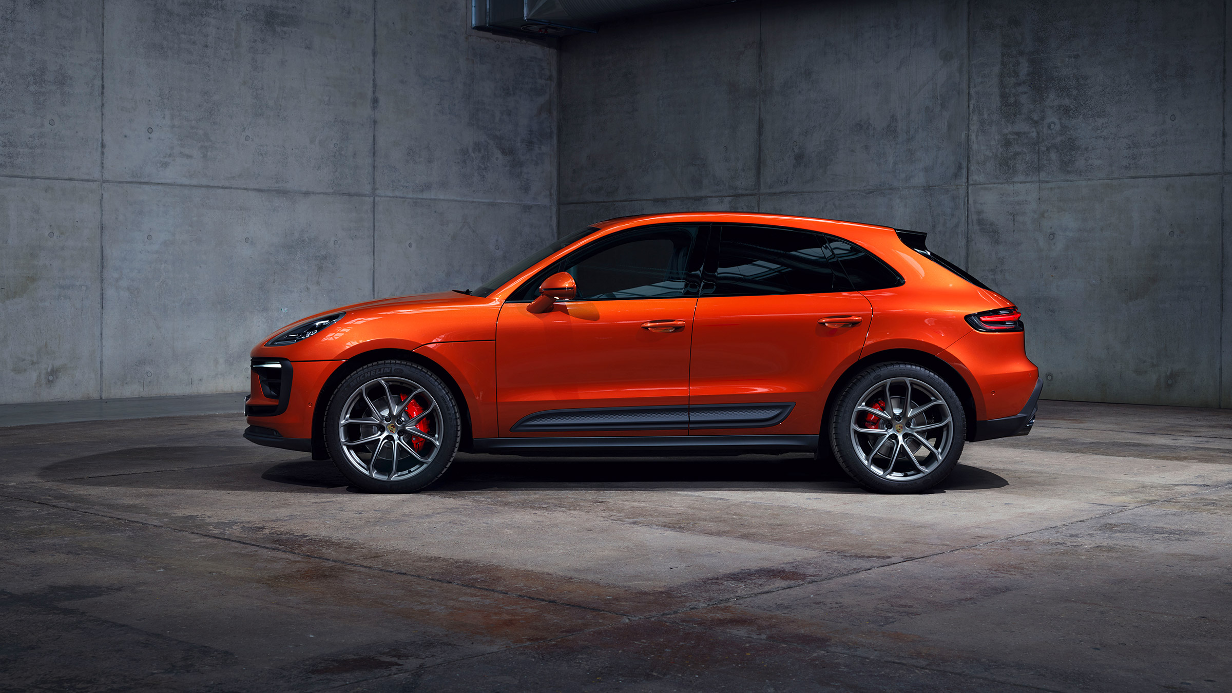 2021 Porsche Macan S – profile