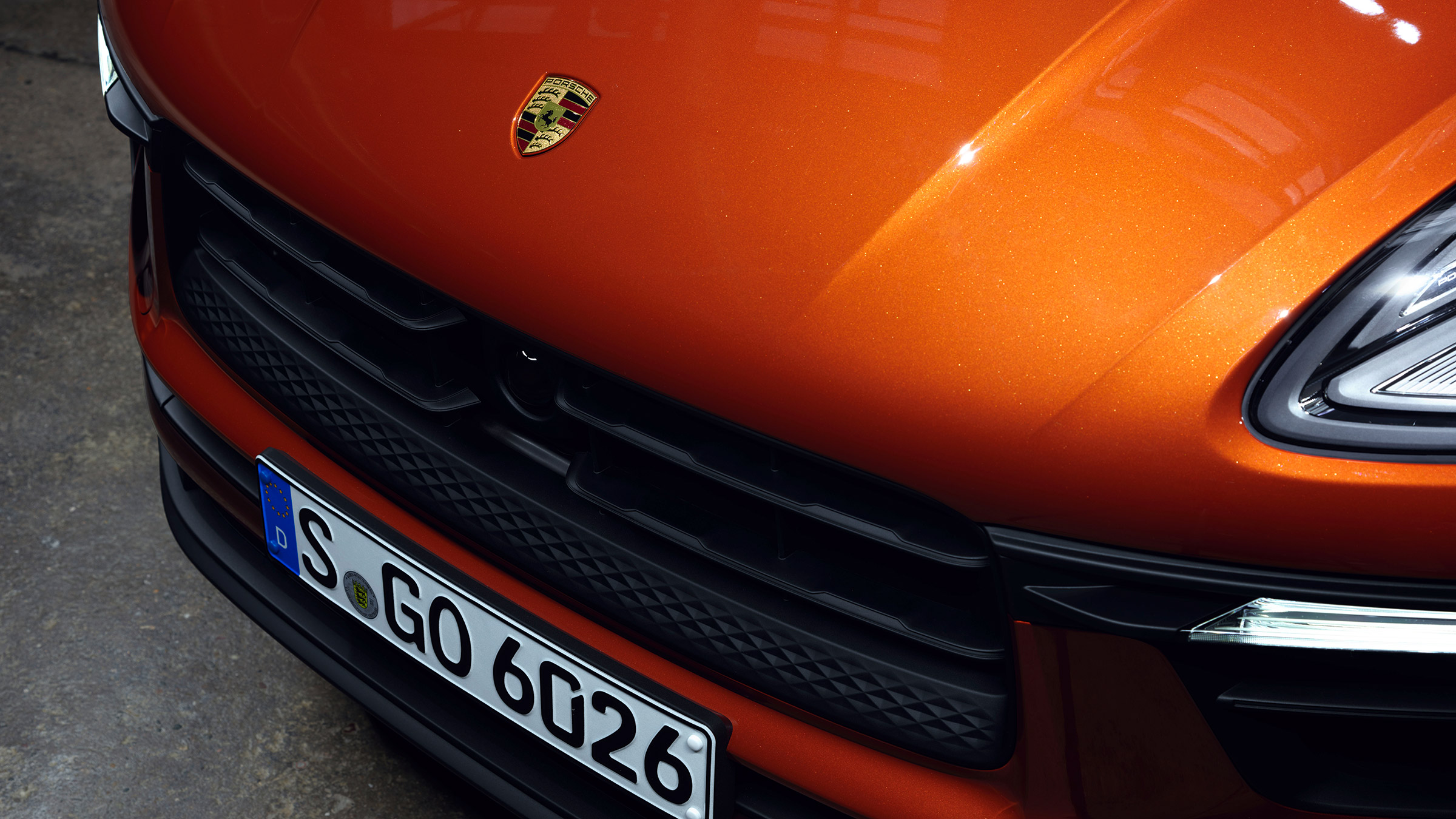 2021 Porsche Macan S – badge