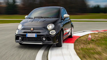 2021 Abarth 695 Esseesse