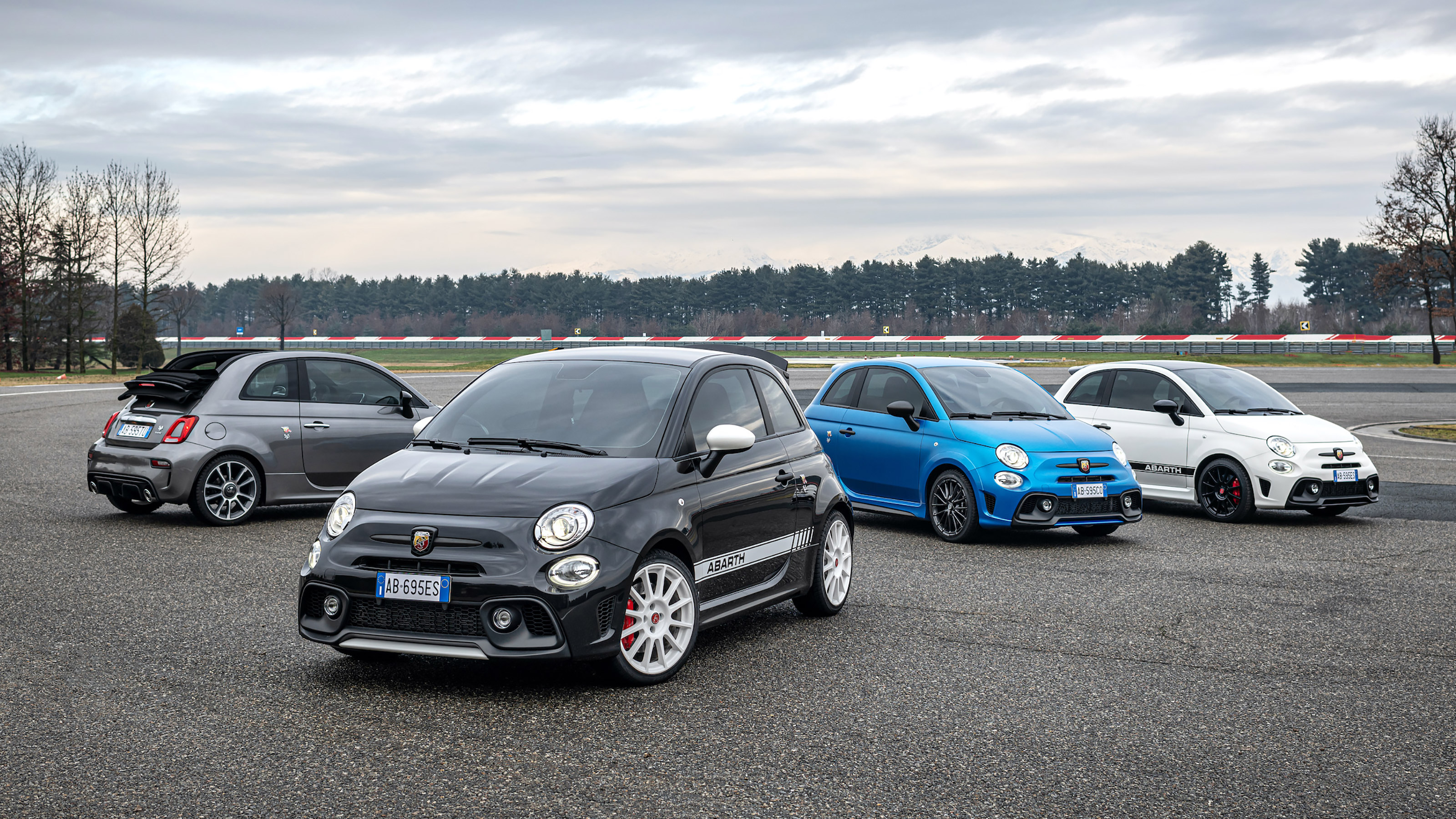 2021 Abarth 695 Esseesse