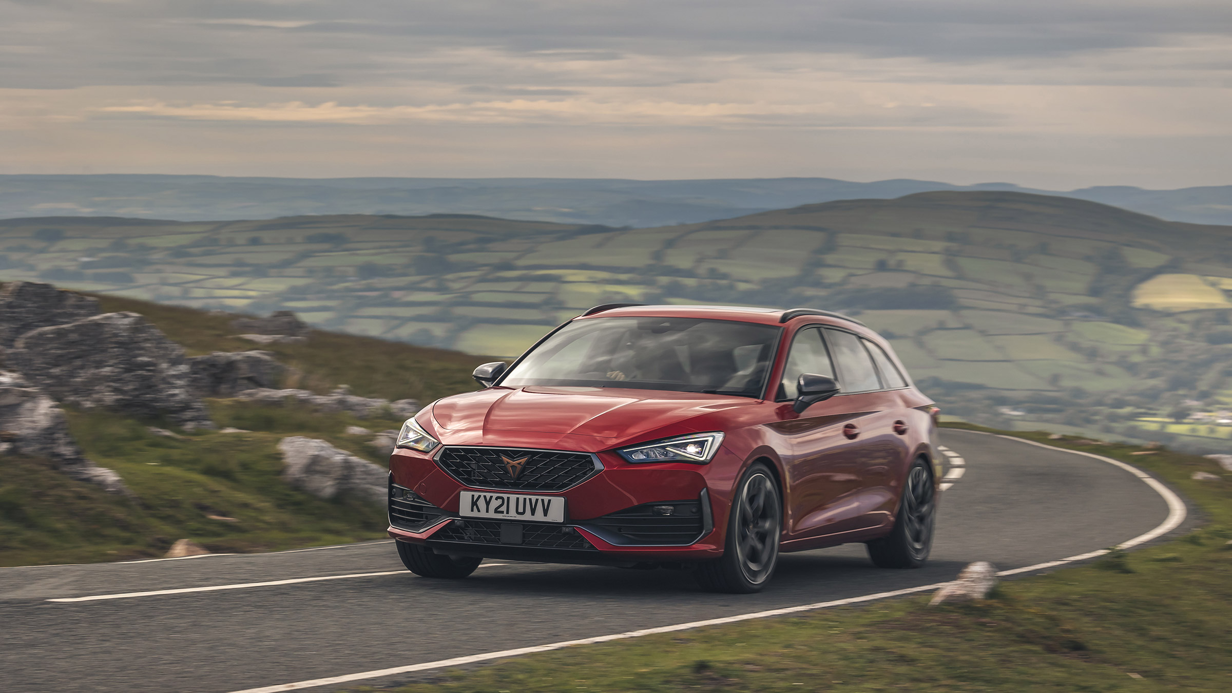 Cupra Leon ST 310 4Drive – front cornering 2