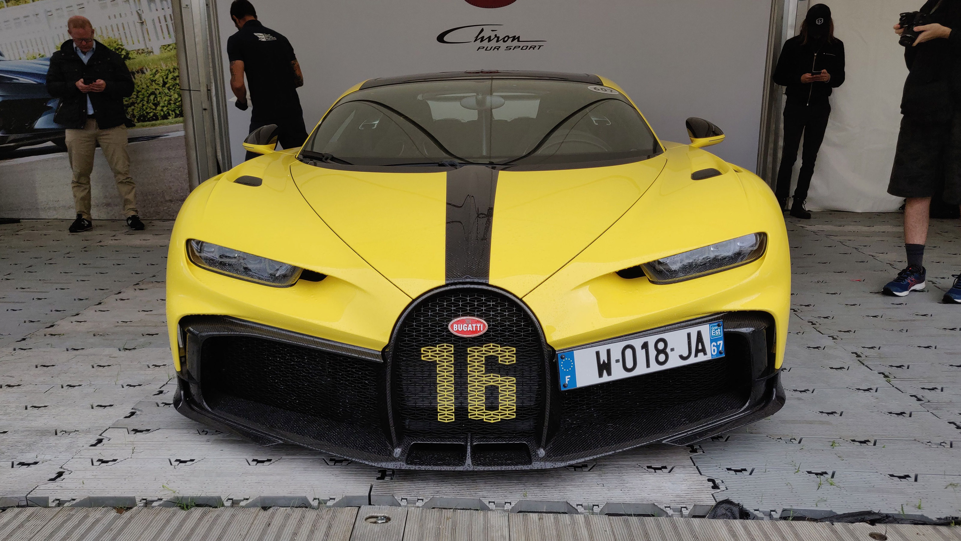 Bugatti Chiron Pur Sport FoS 2021