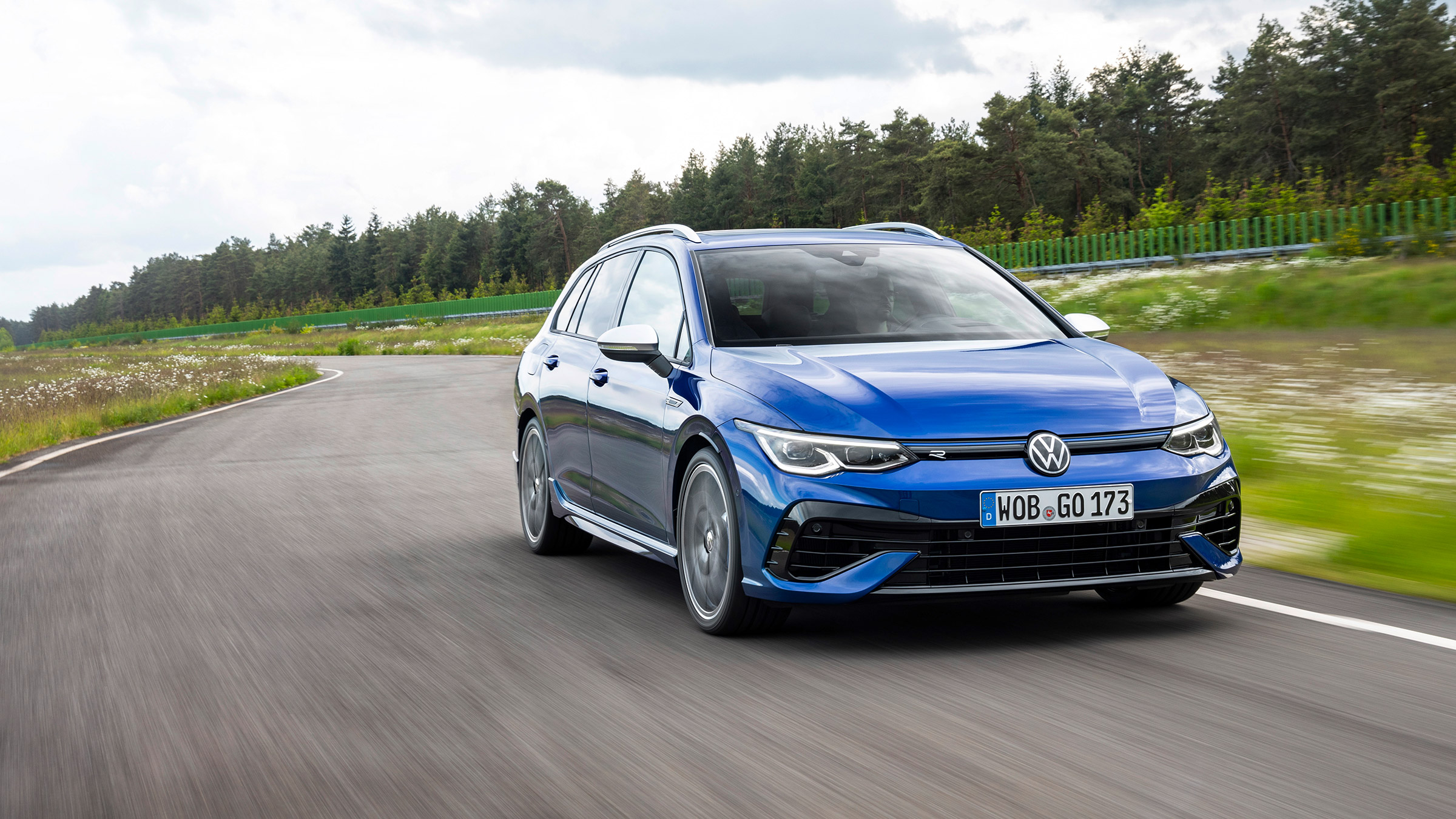 Mk8 Volkswagen Golf R – header