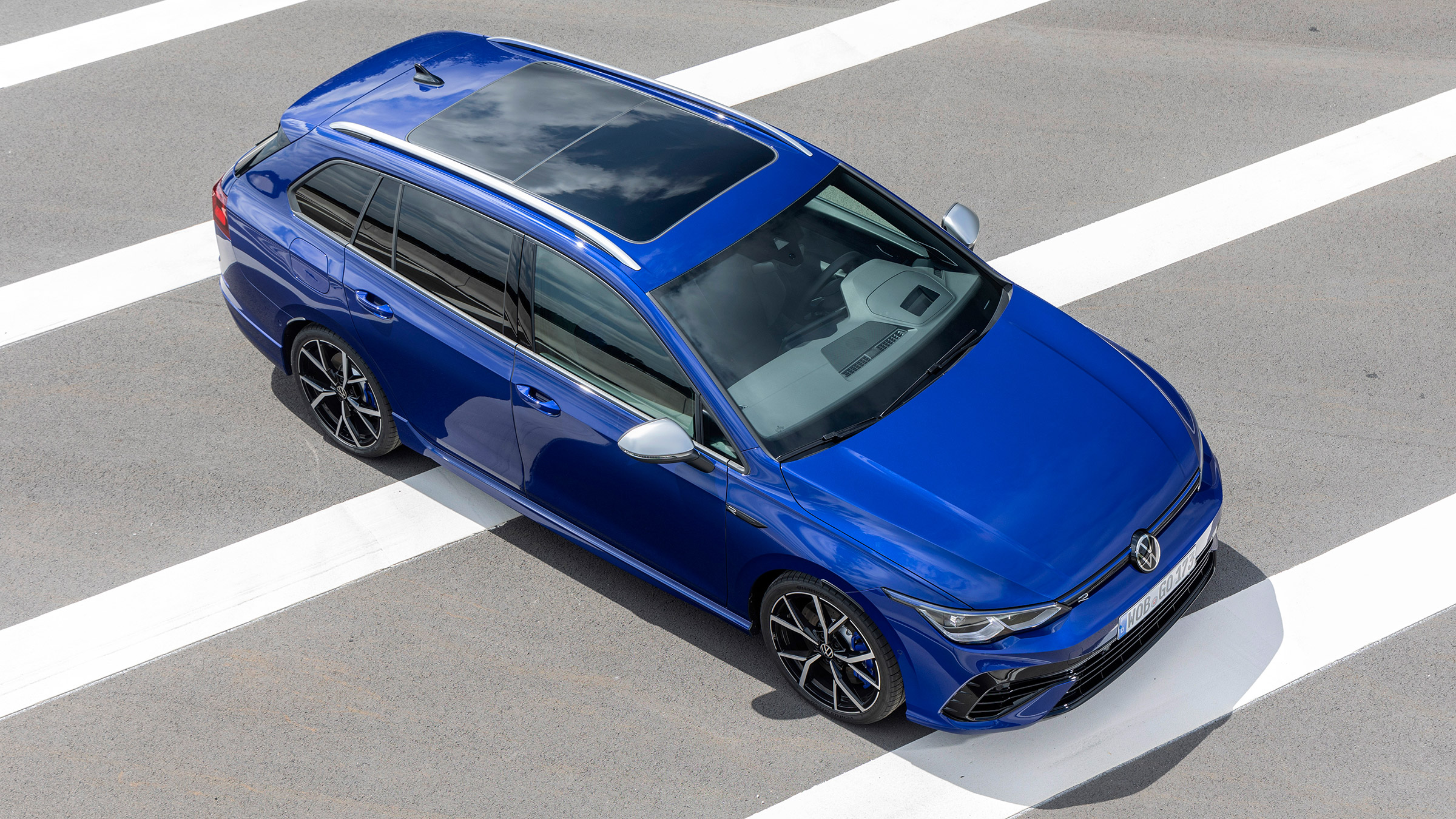 Mk8 Volkswagen Golf R – front quarter 2