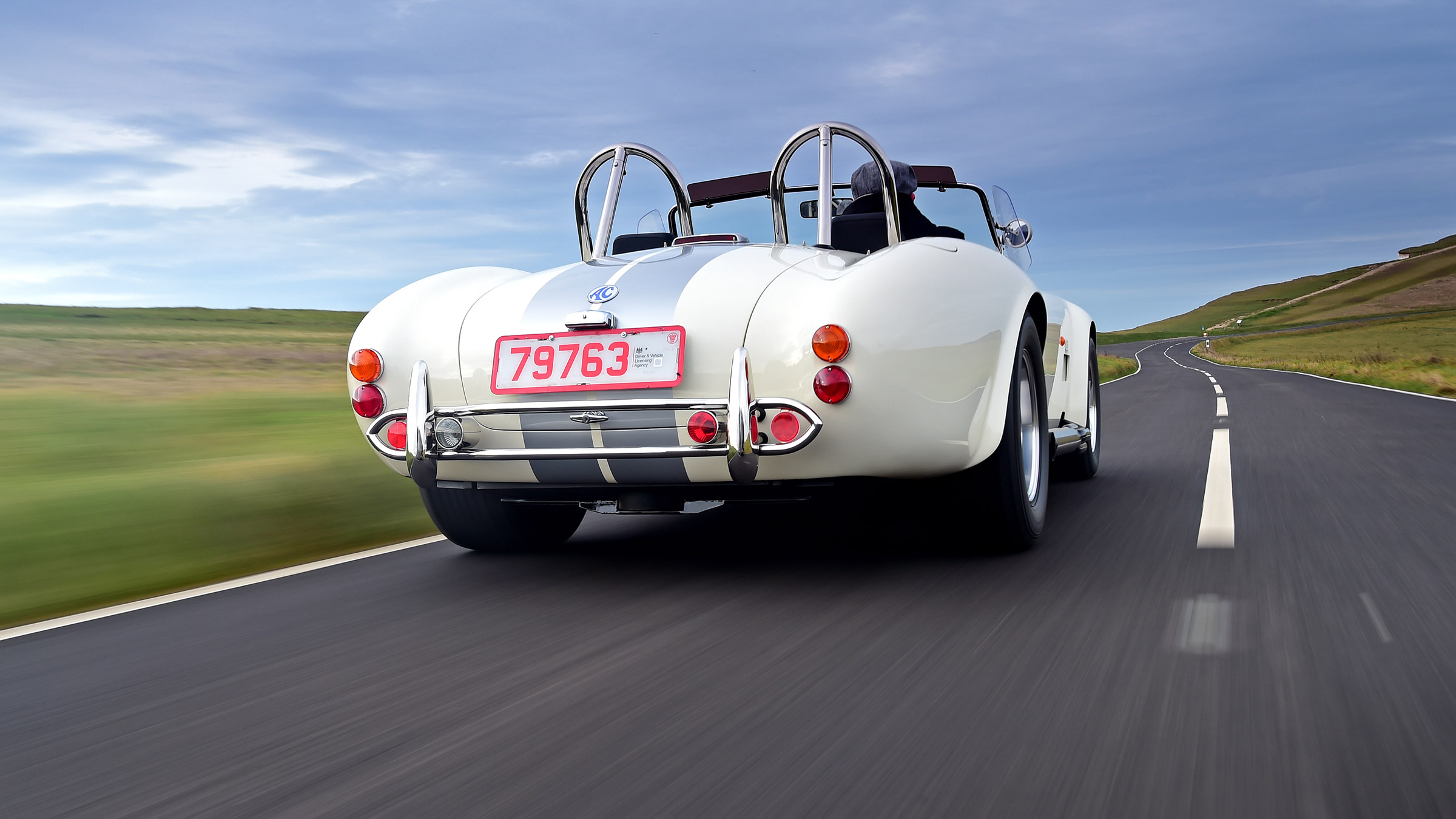 AC Cobra 378 Superblower MkIV - rear tracking