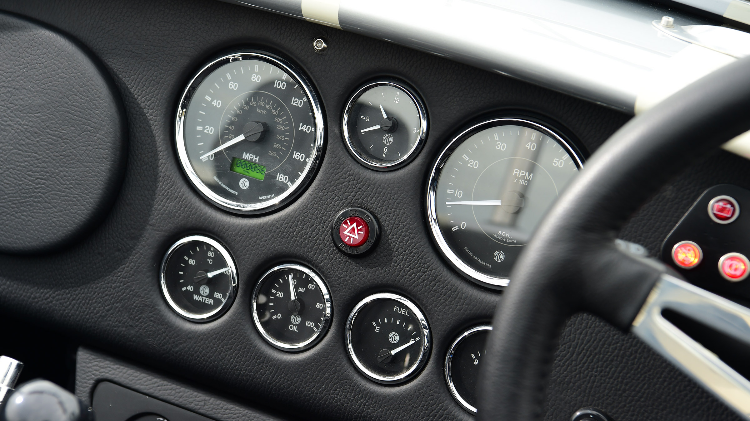 AC Cobra 378 Superblower MkIV - dials