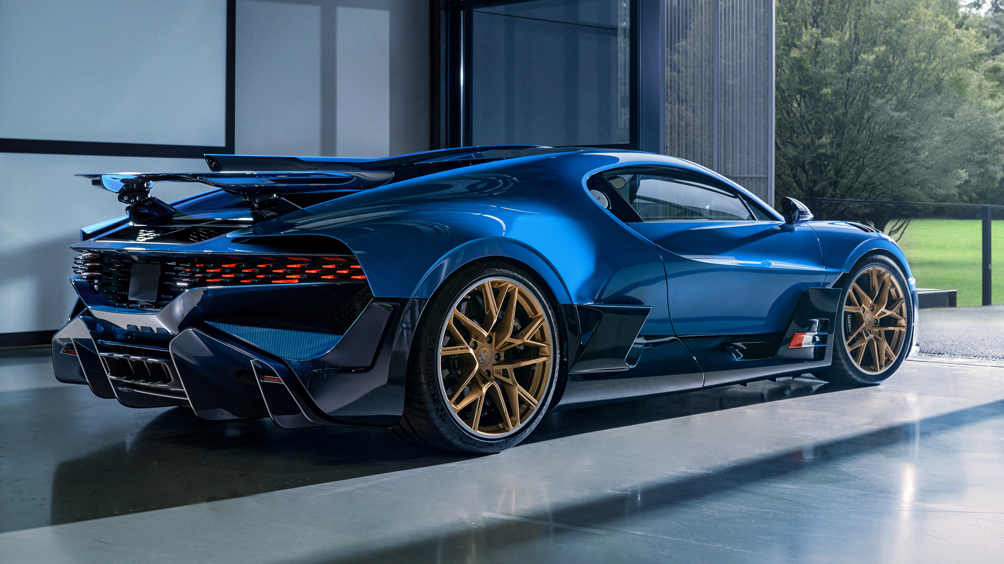 Final Bugatti Divo
