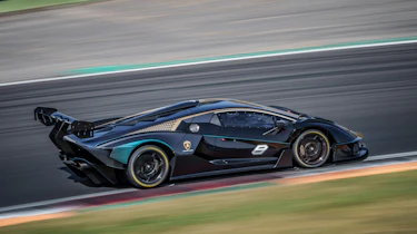 Lamborghini Essenza SCV12 – rear quarter tall