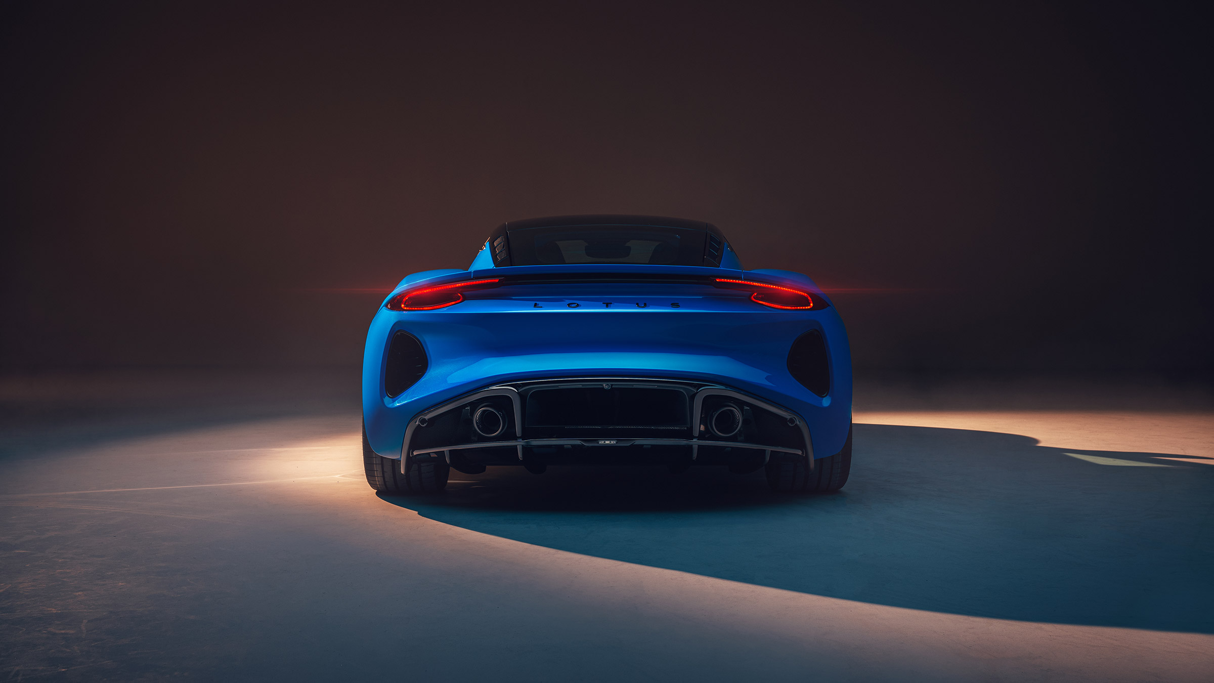 Lotus Emira (press) – tail