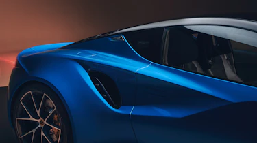 Lotus Emira (press) – intake