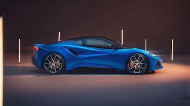 Lotus Emira (press) – profile