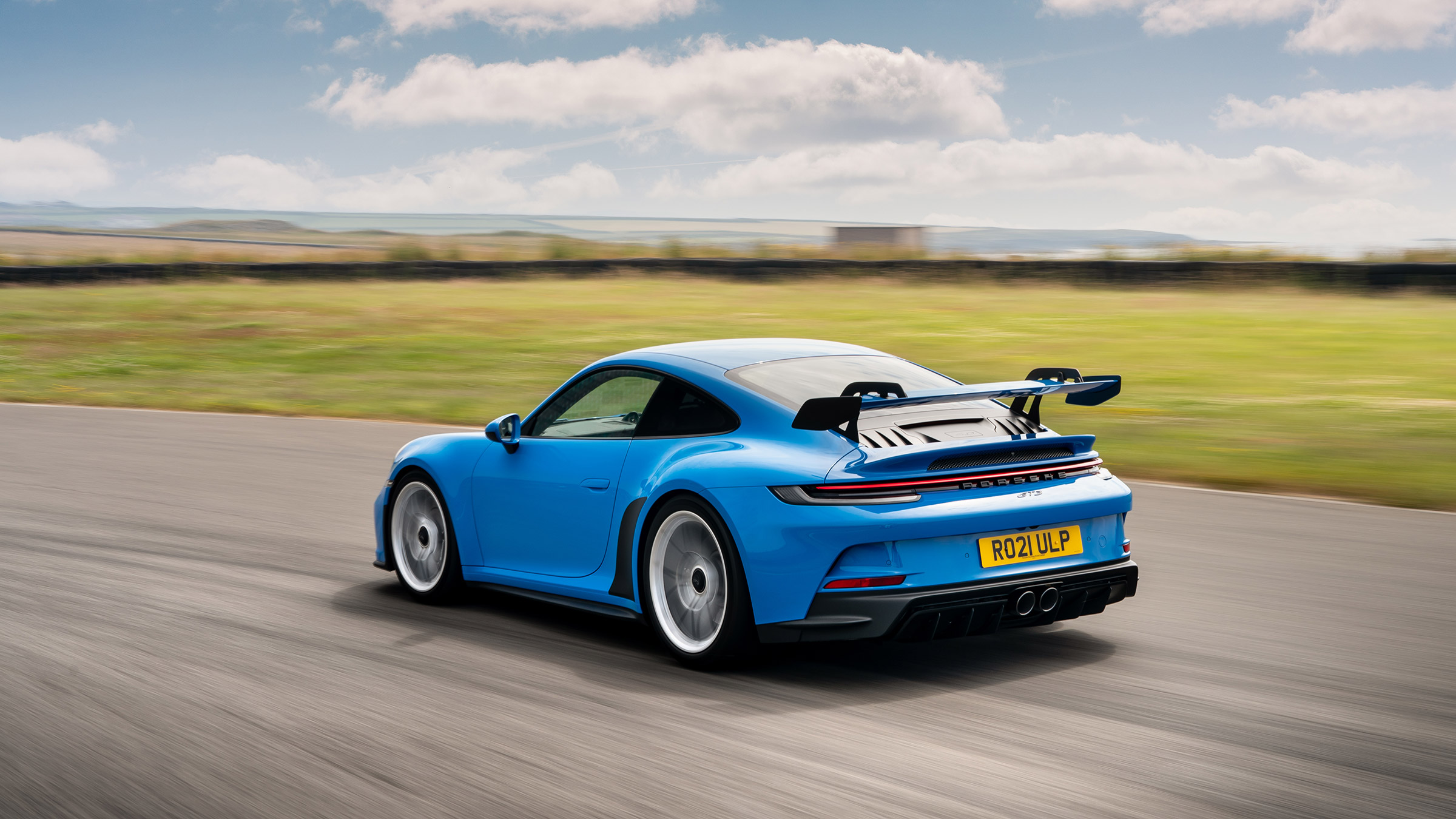 992.1 Porsche 911 GT3 manual – rear