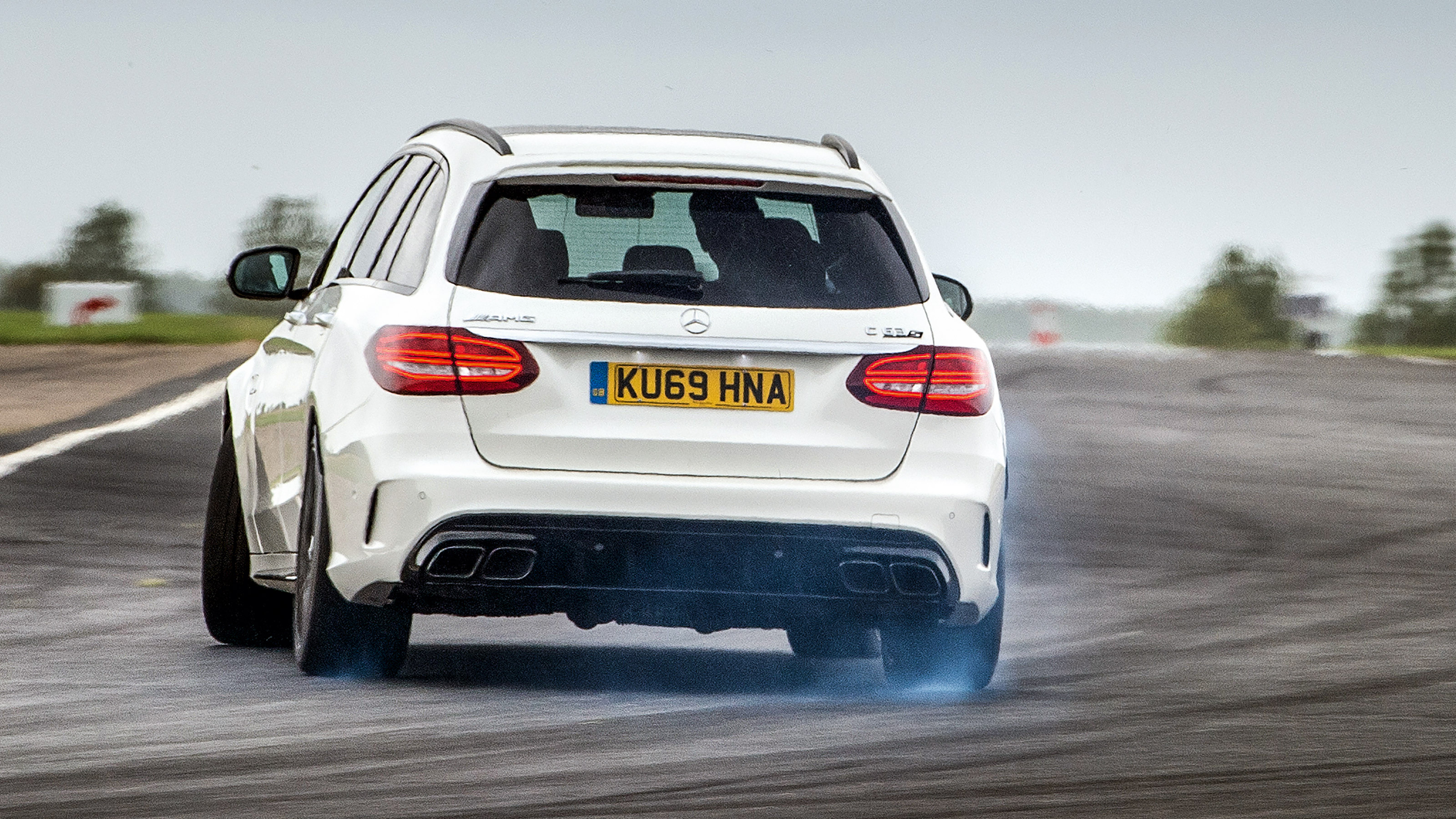 Mercedes-AMG C63 S Estate v Audi RS4 Avant