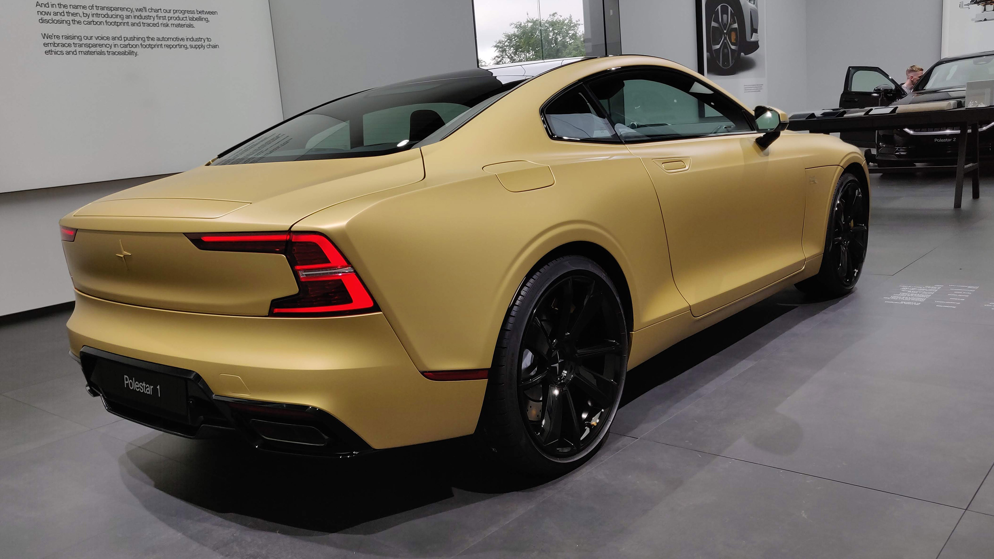 Polestar 1 gold