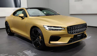 Polestar 1 gold
