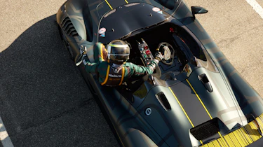 Dallara EXP – driver
