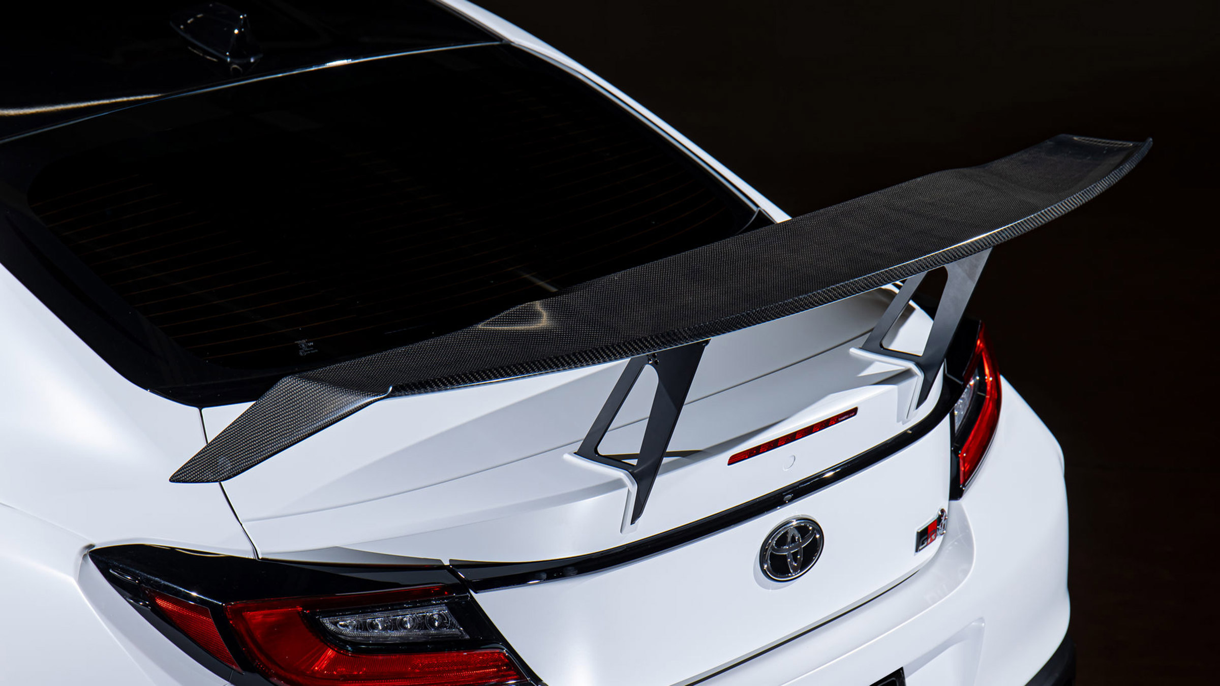 Toyota GR 86 Gazoo Concept – wing