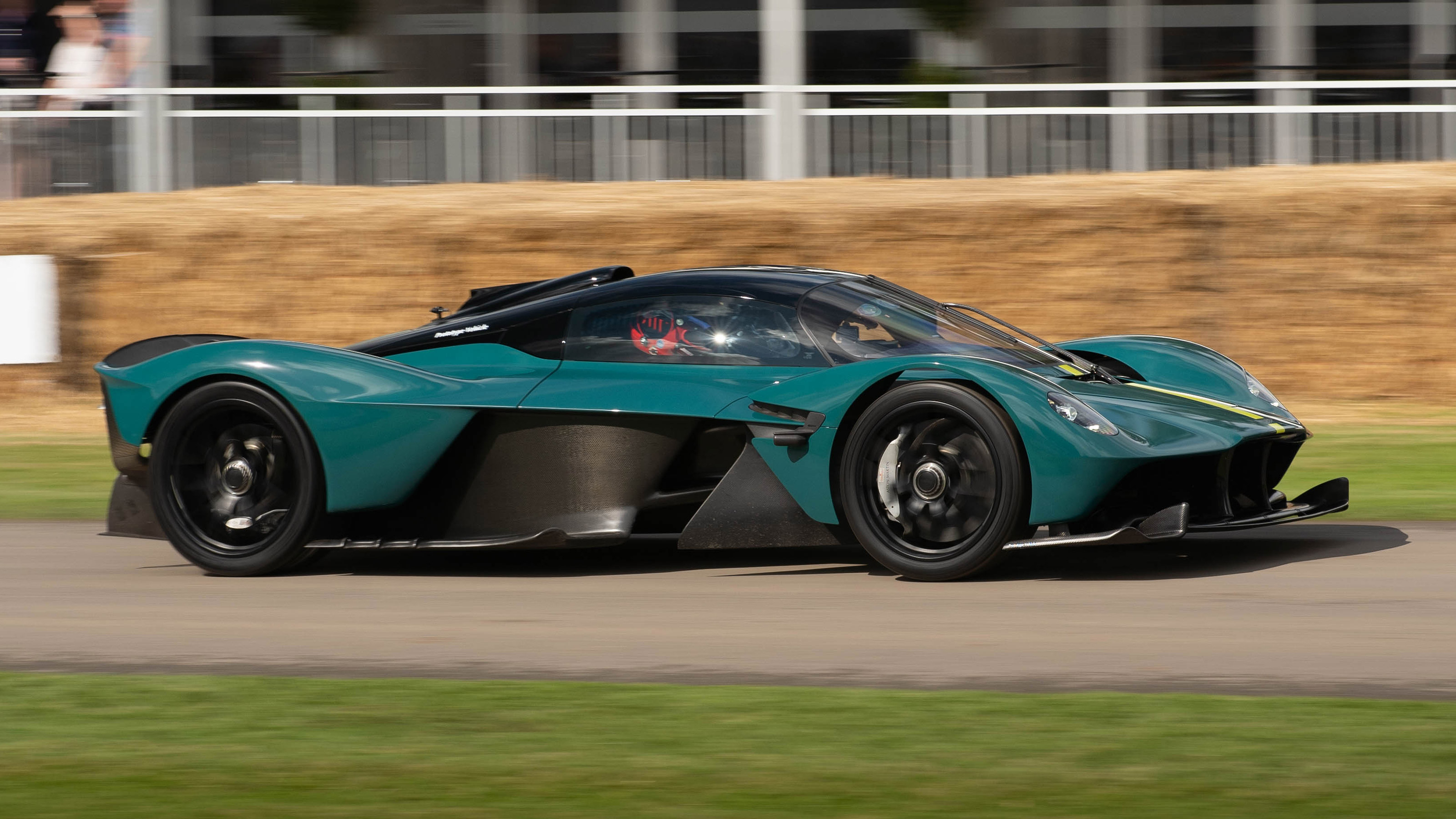 Aston Martin Valkyrie FoS 2021