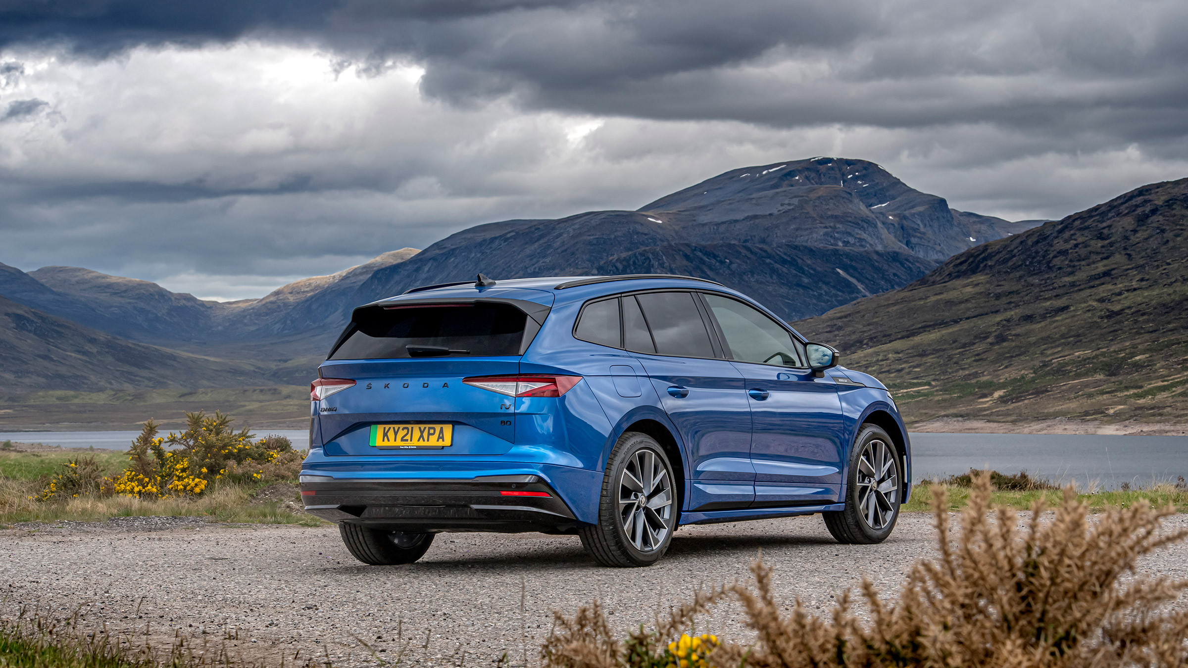 Skoda Enyaq iV 80 – rear quarter
