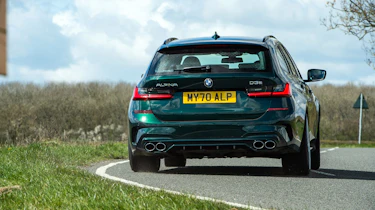 Alpina D3 S Touring – rear slide