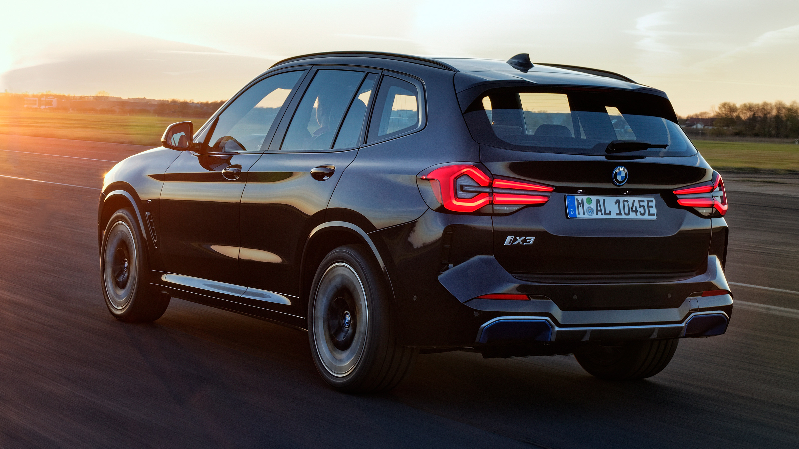 BMW iX3