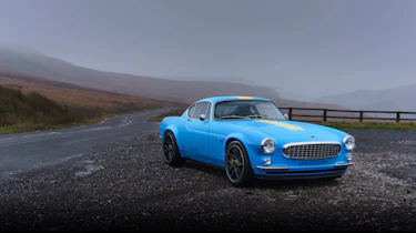 Volvo P1800 Cyan Racing – front static